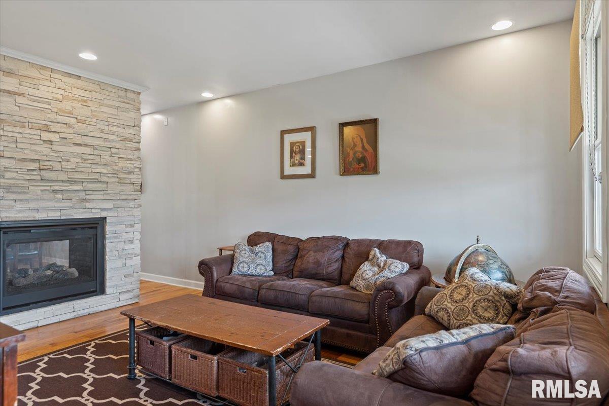 901 Tramore Place, Pawnee, Illinois image 9