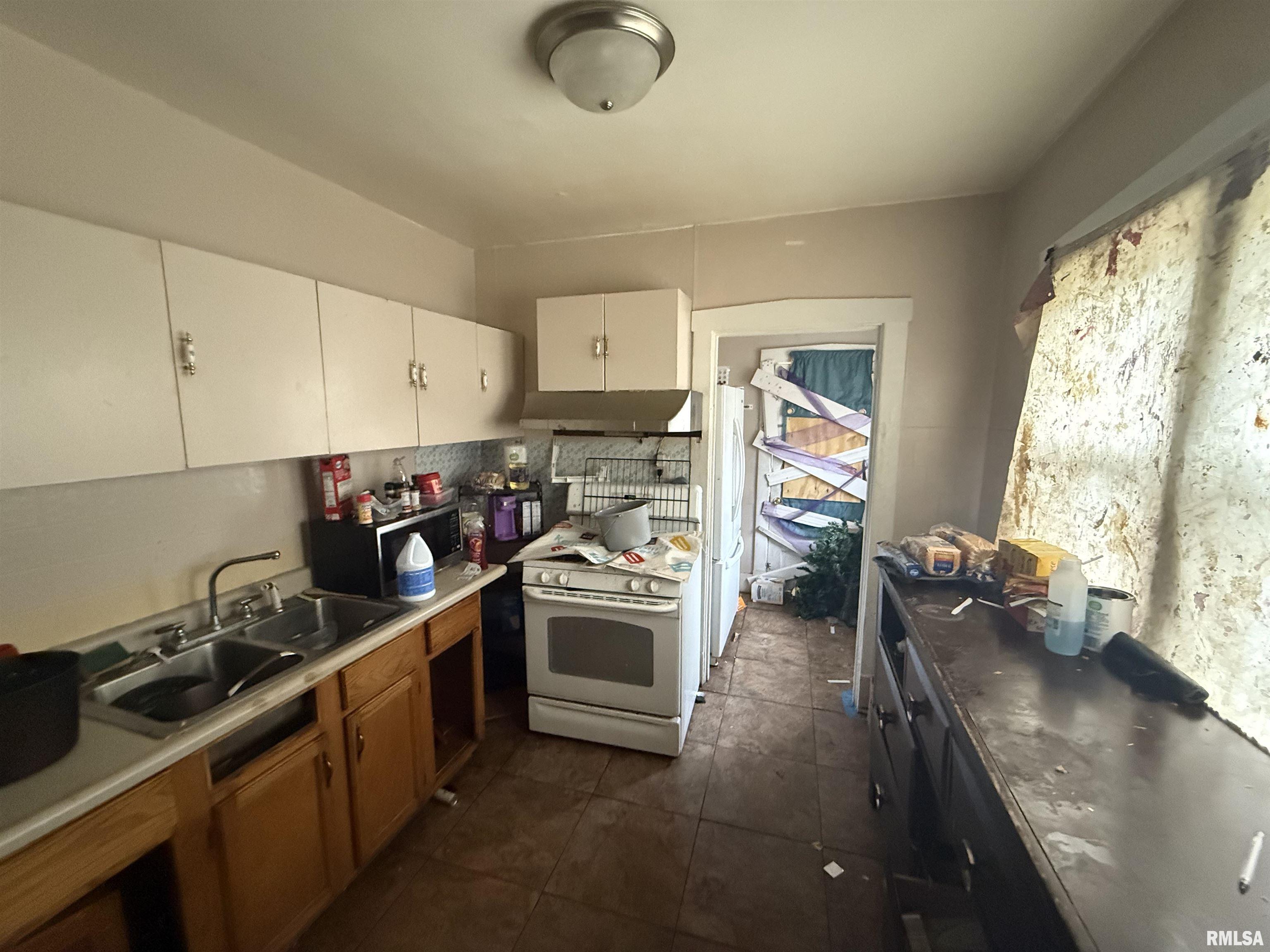 816 W Columbia Terrace, Peoria, Illinois image 9