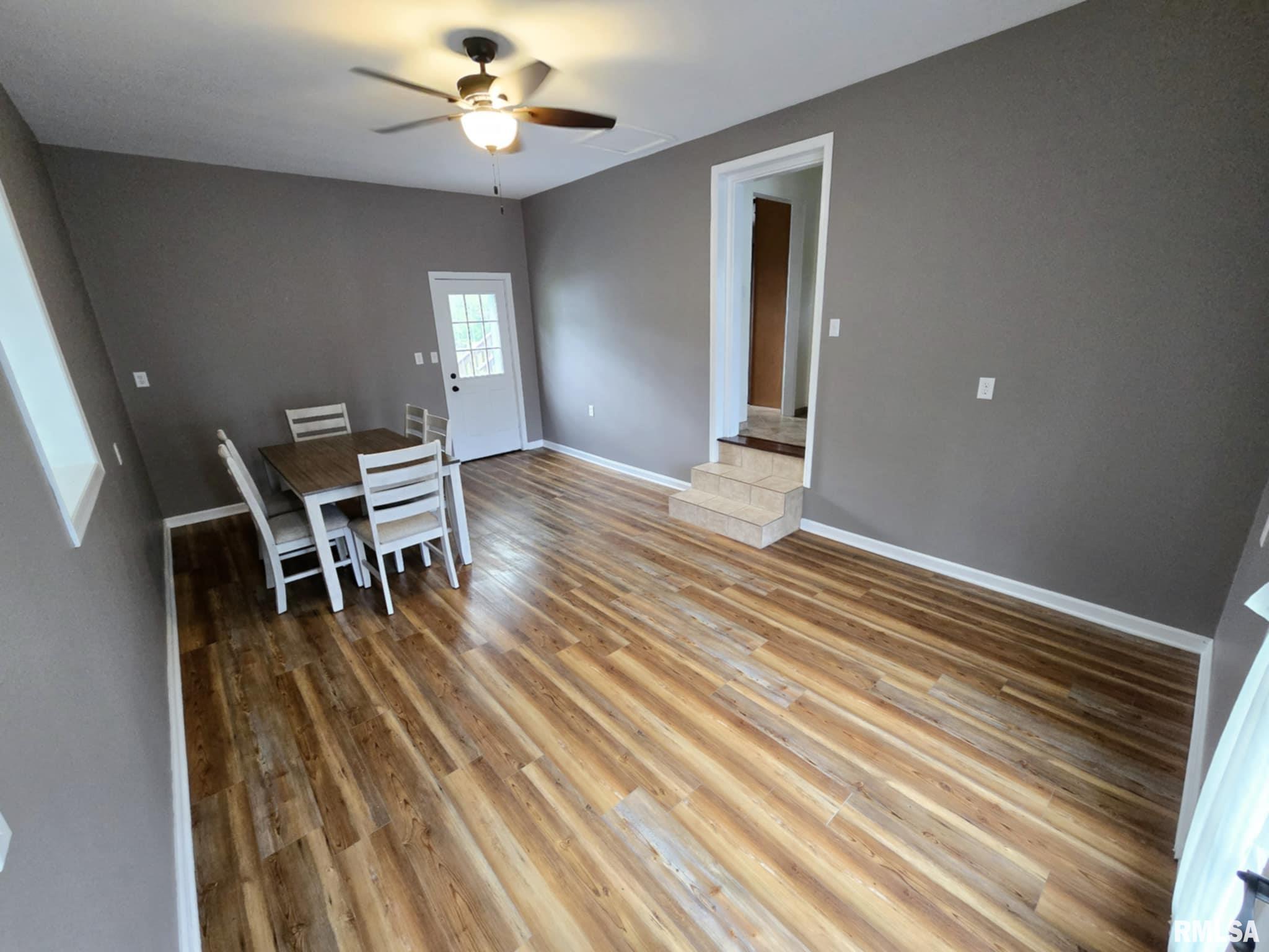 306 N 7th Street, Dahlgren, Illinois image 12