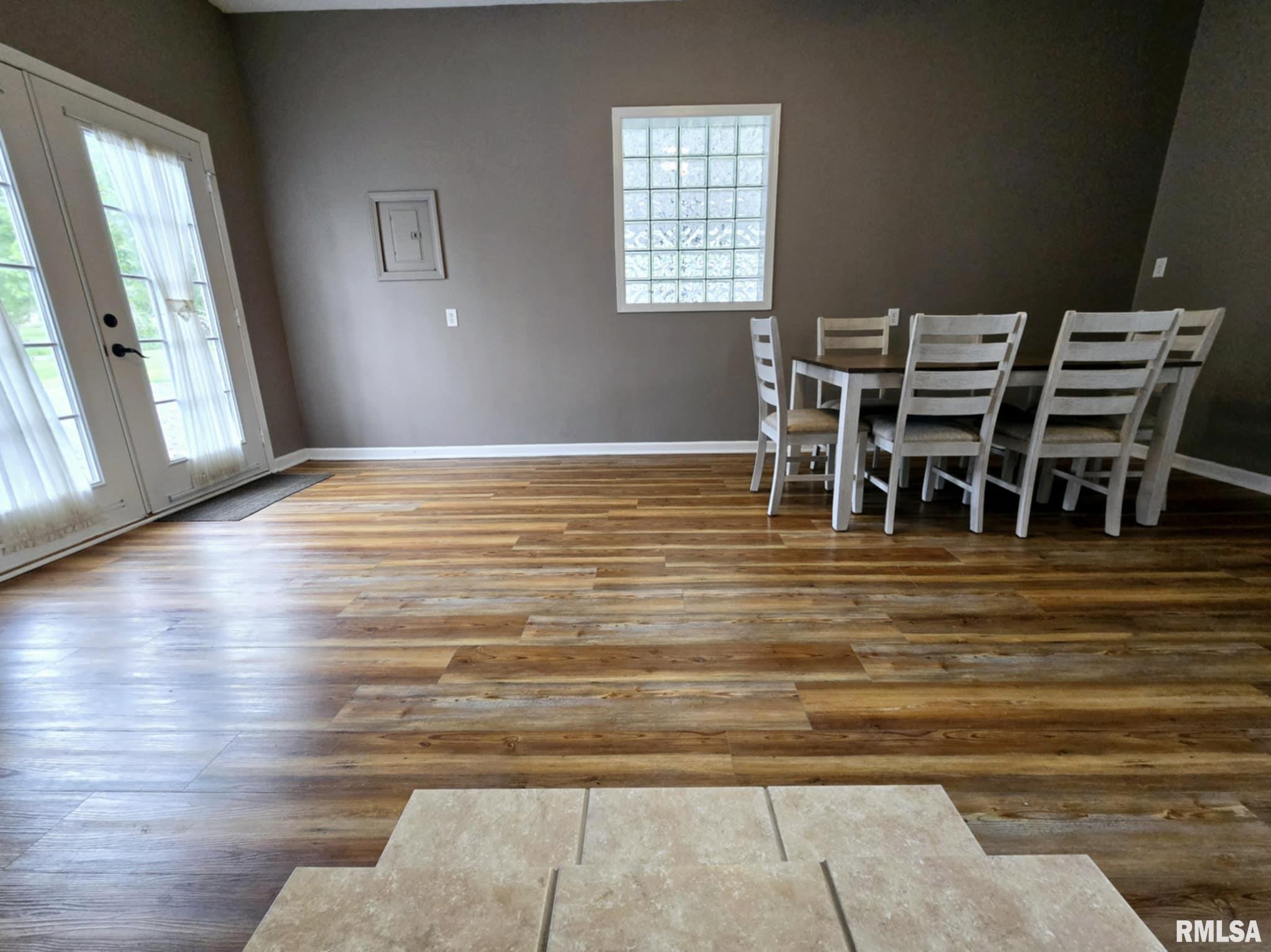 306 N 7th Street, Dahlgren, Illinois image 11