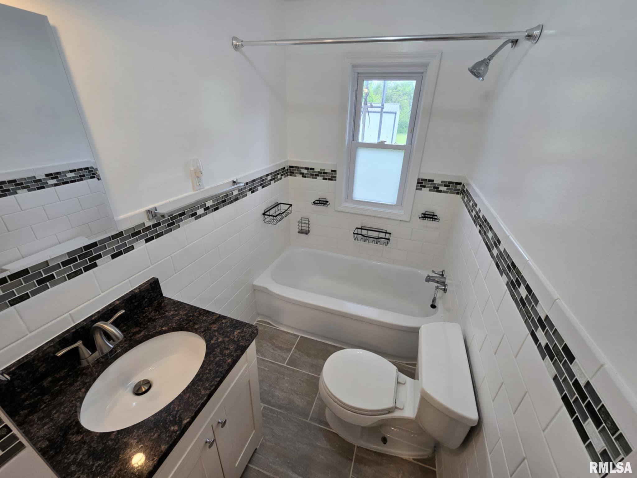 306 N 7th Street, Dahlgren, Illinois image 23