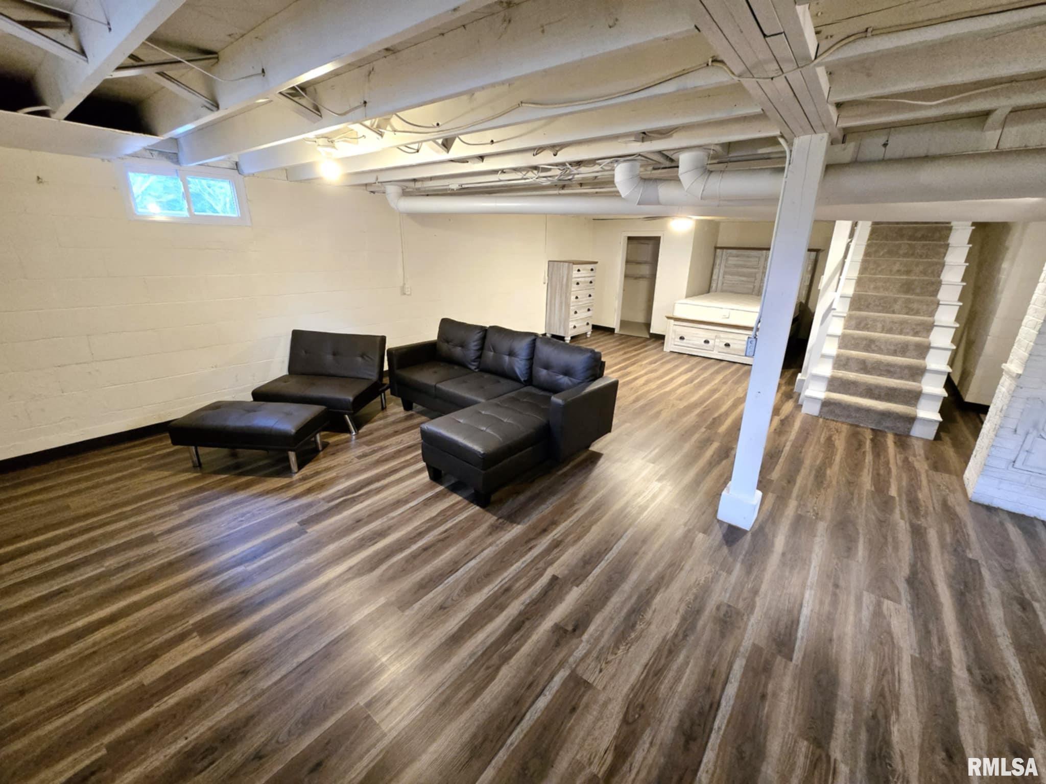 306 N 7th Street, Dahlgren, Illinois image 27