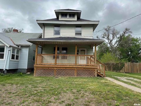 Photo of 2111 W CALLENDER Avenue, West Peoria, IL 61604 (MLS # PA1265933)