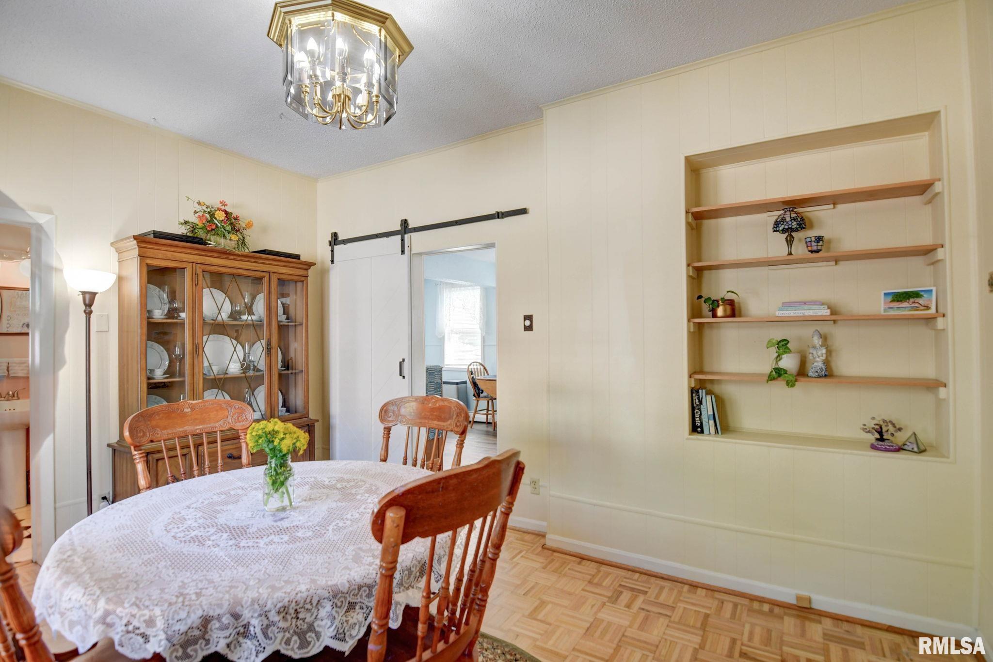 805 E Ash Street, Taylorville, Illinois image 13