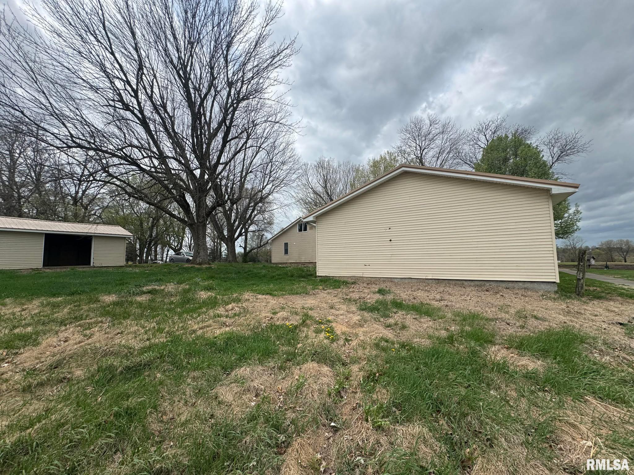 3054 Massac Creek Road, Metropolis, Illinois image 5