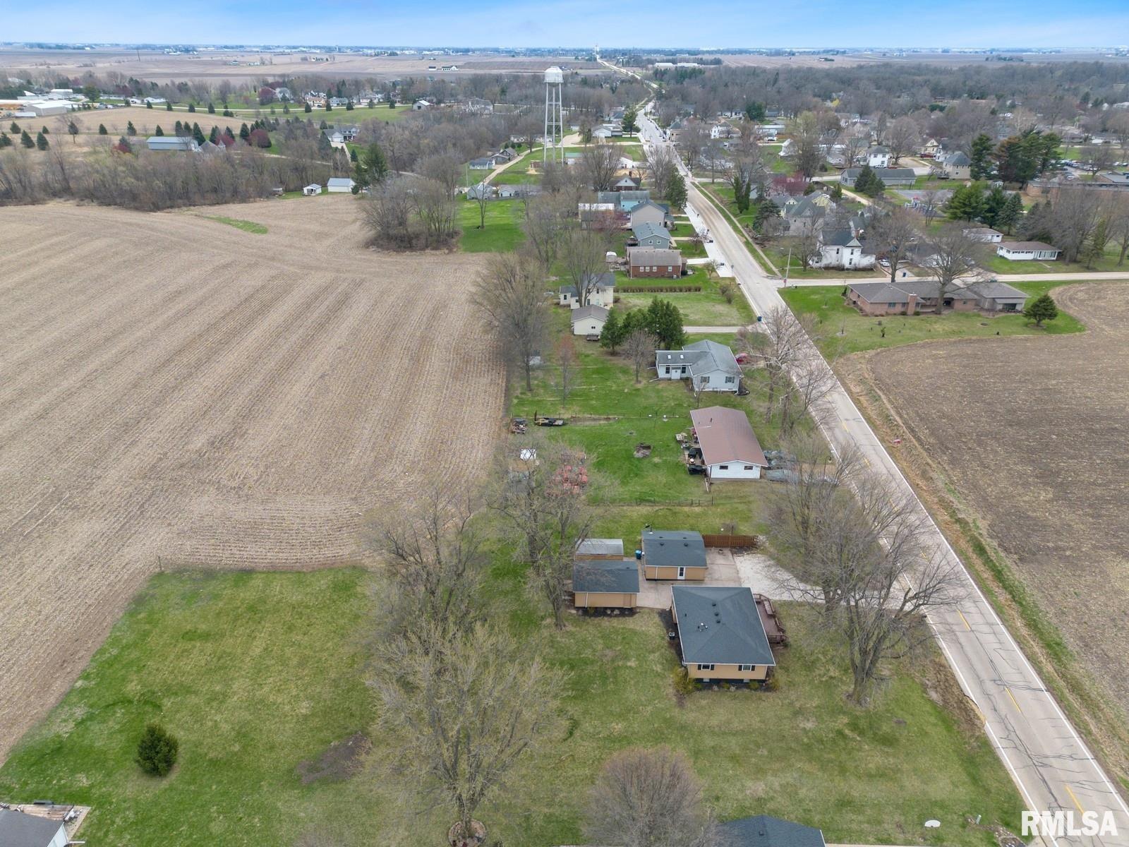 319 N 1st Street, Long Grove, Iowa image 31