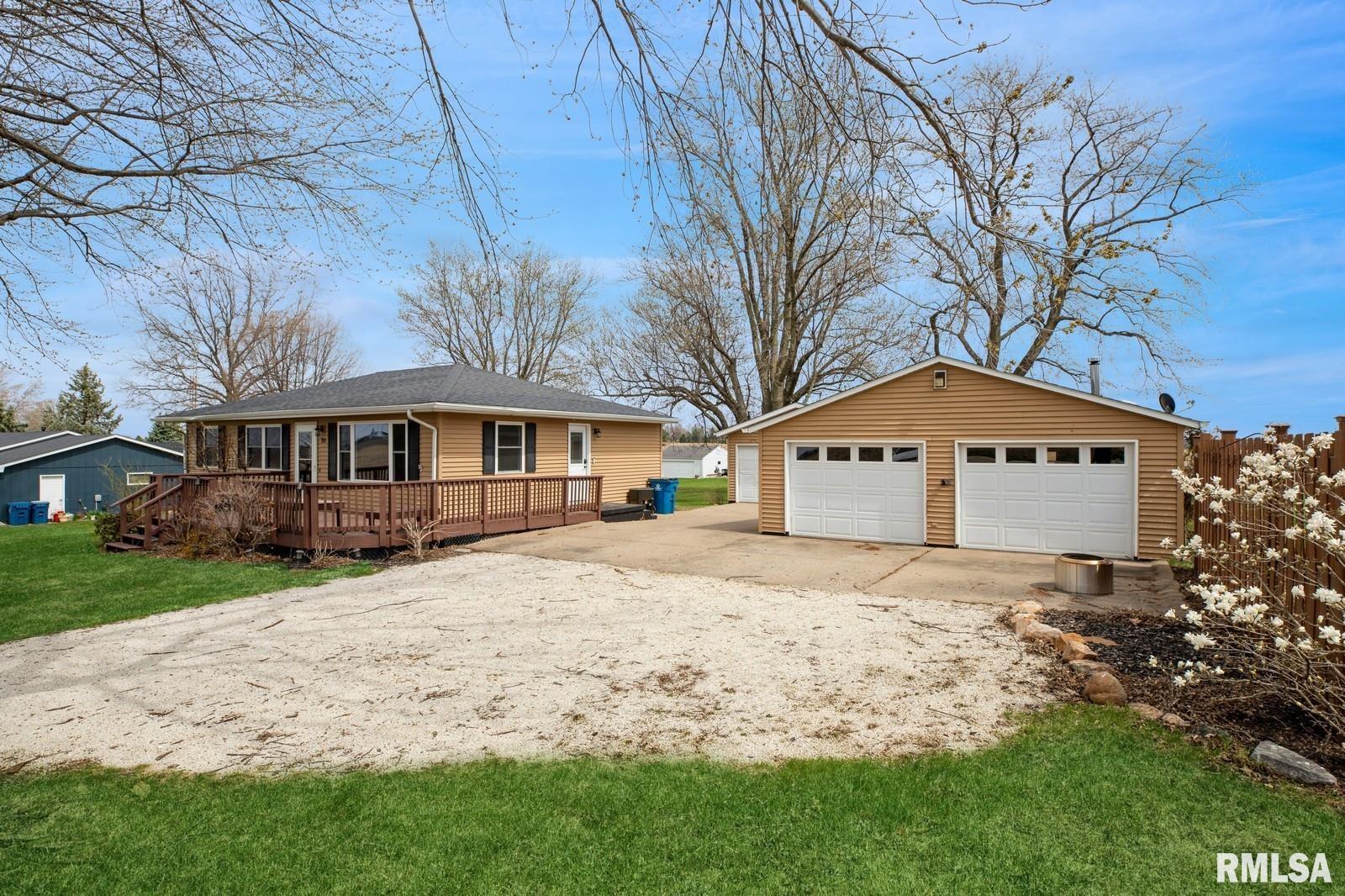 319 N 1st Street, Long Grove, Iowa image 4