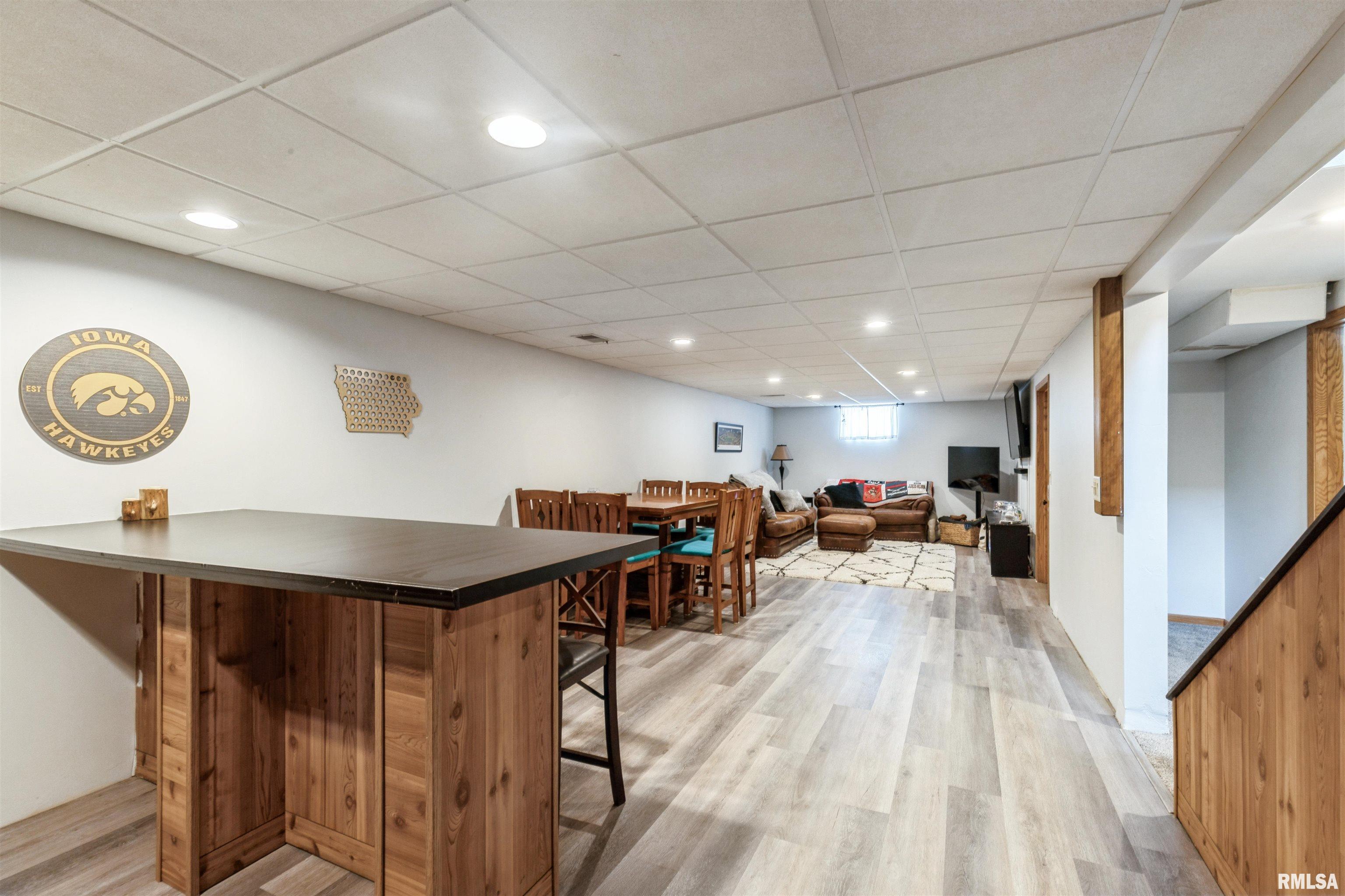 319 N 1st Street, Long Grove, Iowa image 16