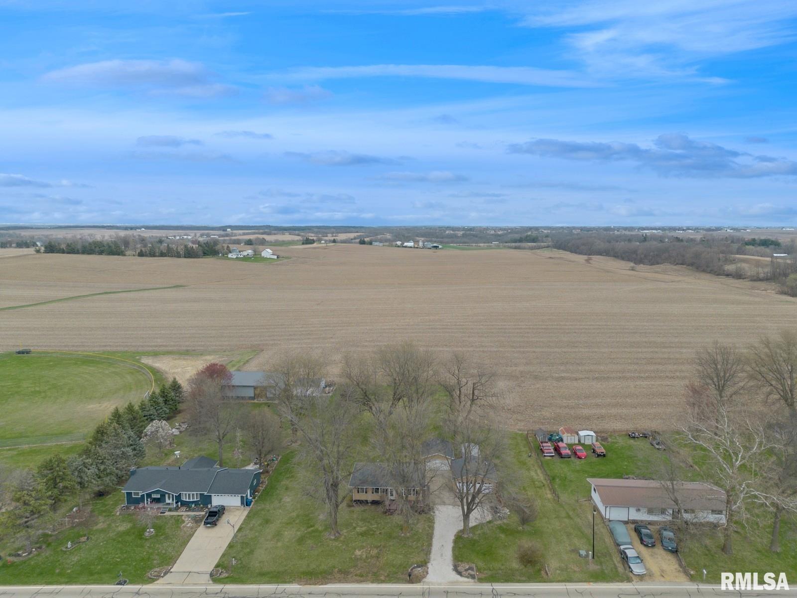 319 N 1st Street, Long Grove, Iowa image 29