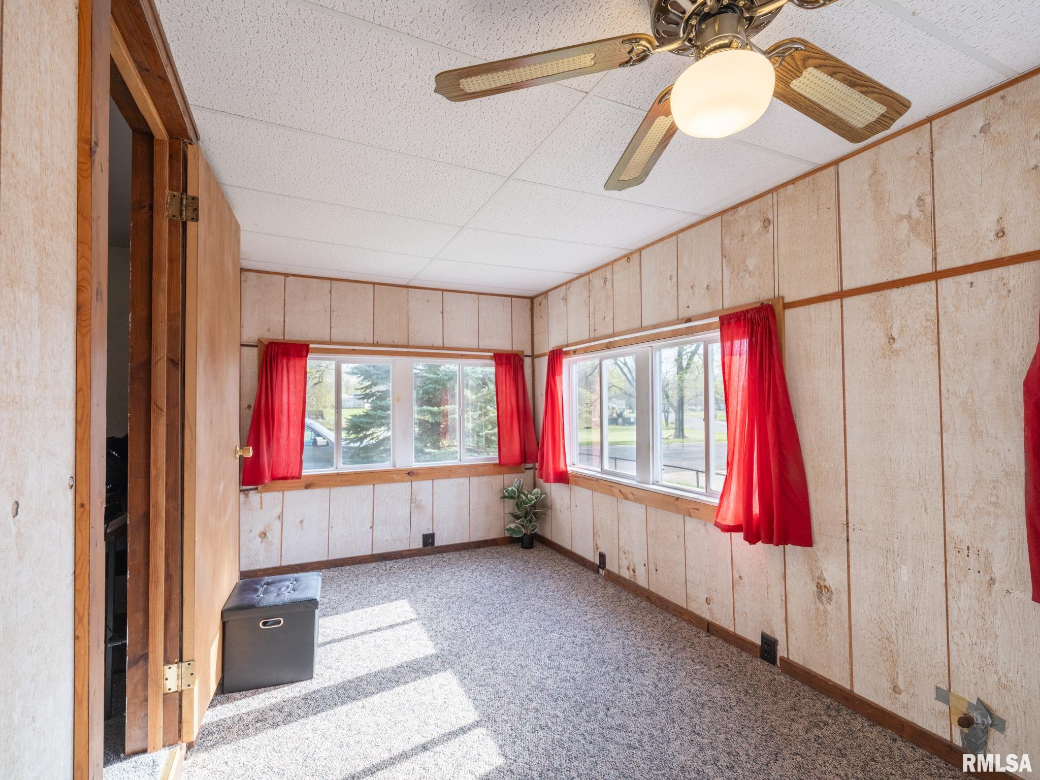 2205 Cherry Lane, Pekin, Illinois image 32