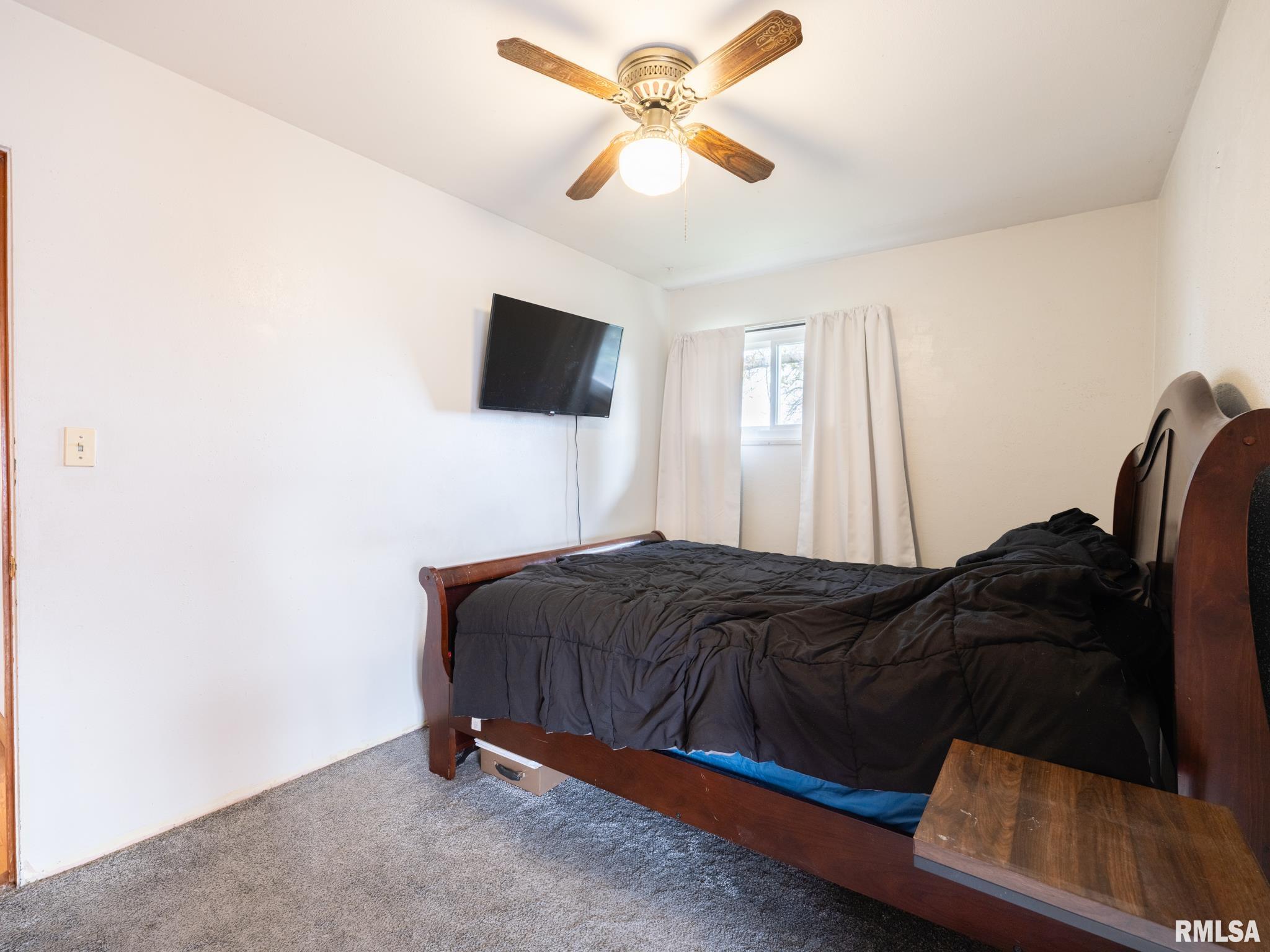 2205 Cherry Lane, Pekin, Illinois image 28