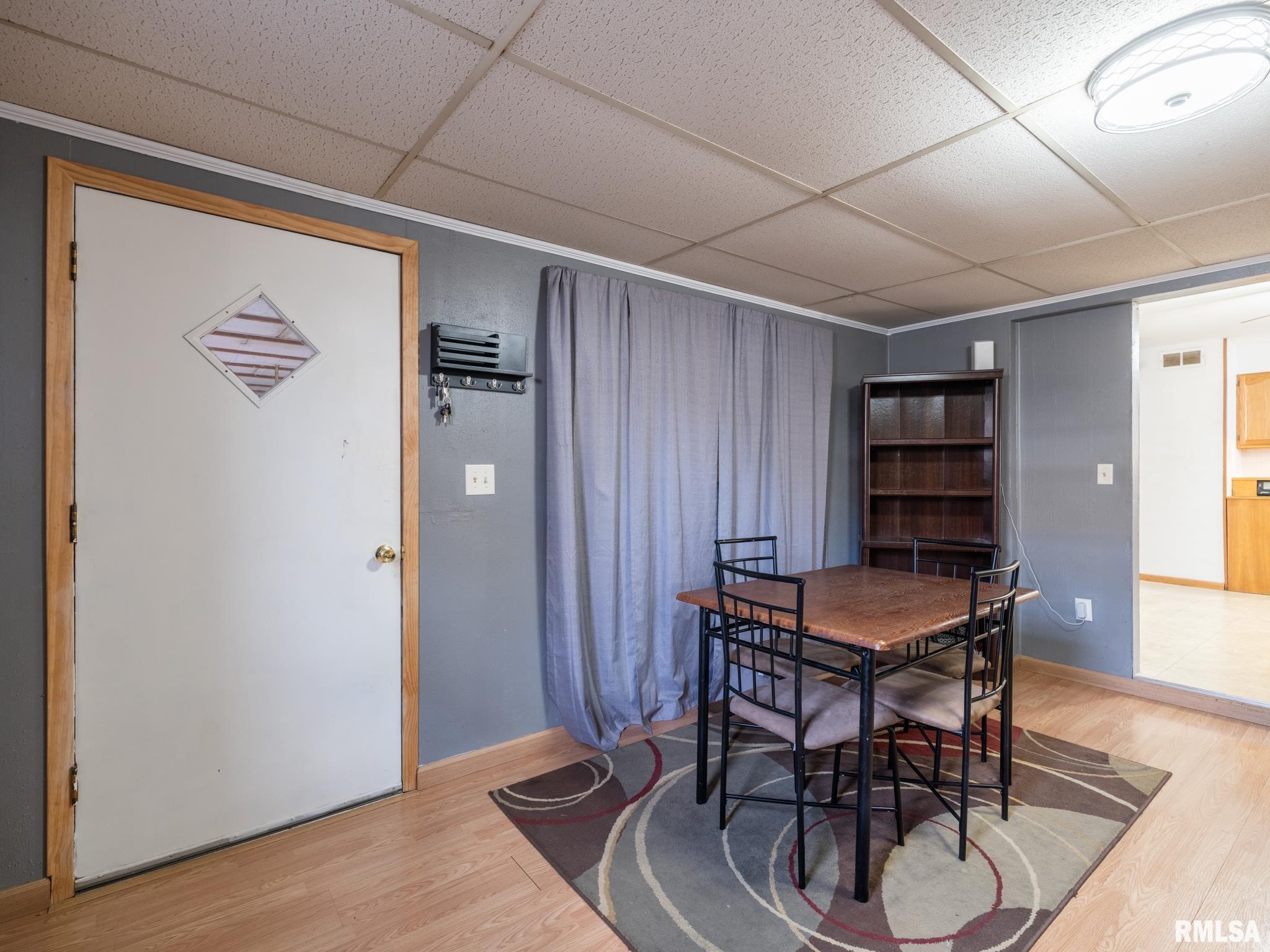 2205 Cherry Lane, Pekin, Illinois image 23