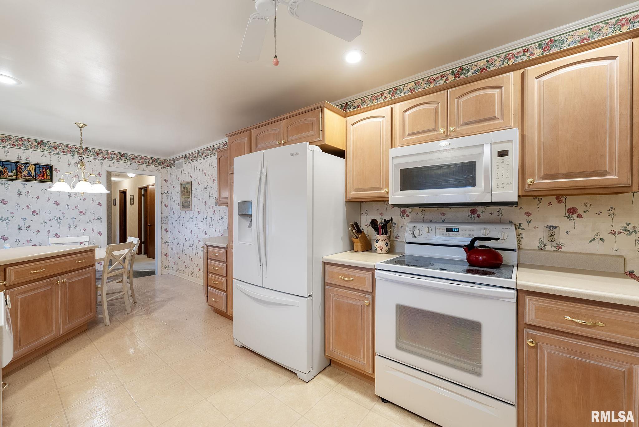 1709 88th Avenue West, Rock Island, Illinois image 19