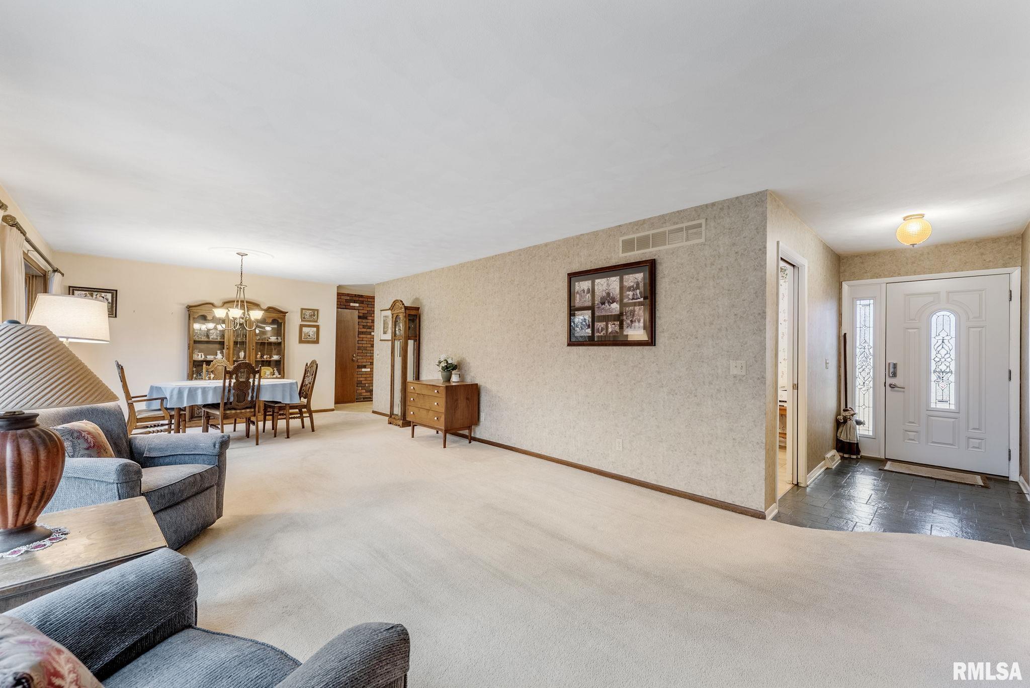 1709 88th Avenue West, Rock Island, Illinois image 11