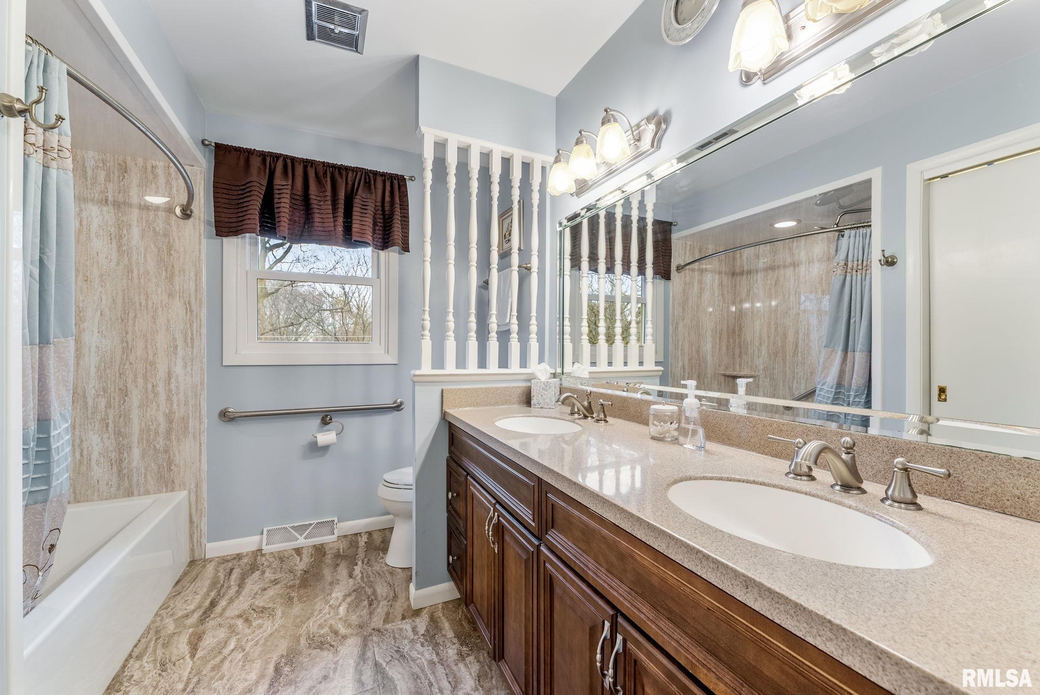 1709 88th Avenue West, Rock Island, Illinois image 20