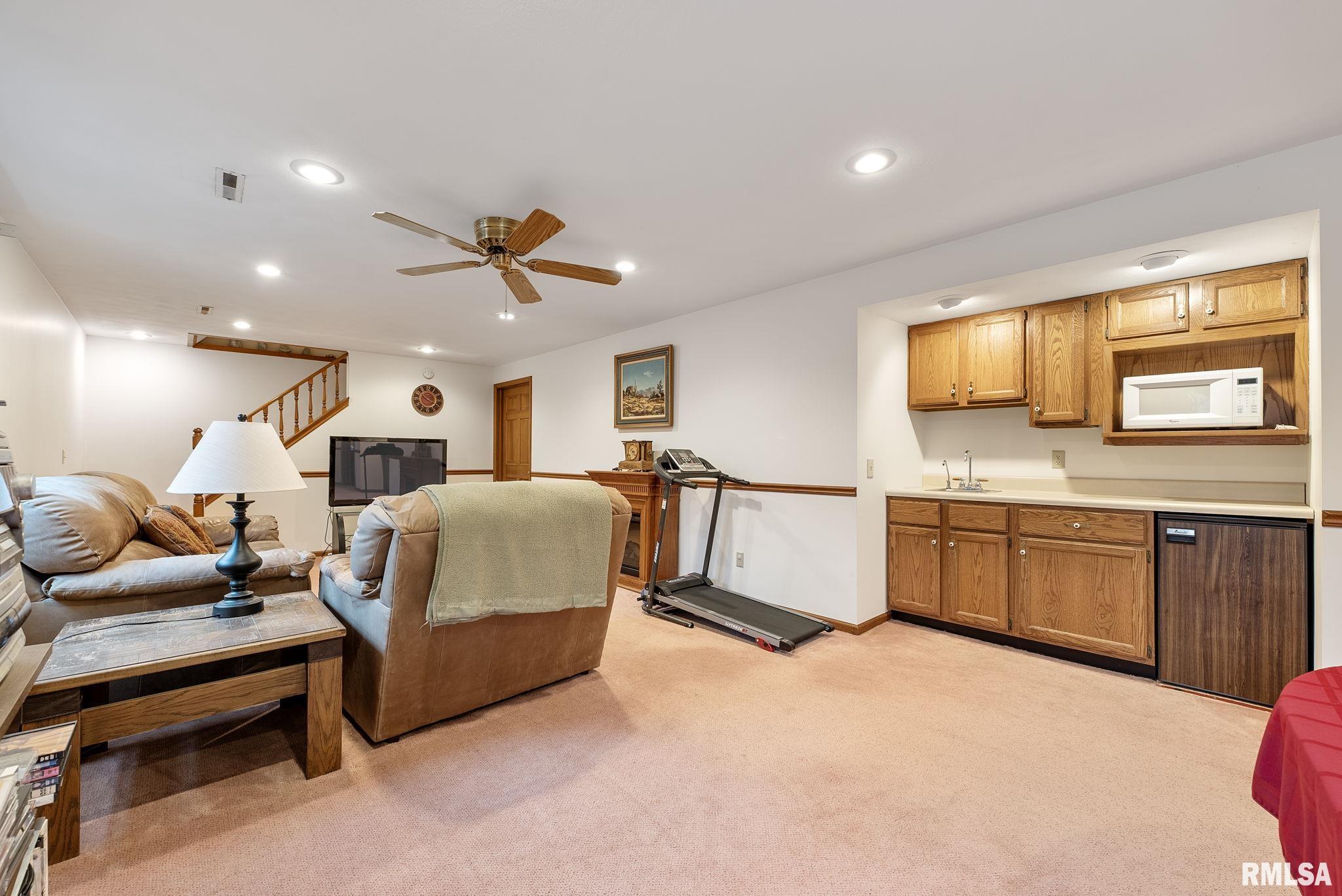 1709 88th Avenue West, Rock Island, Illinois image 27