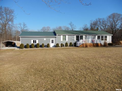 Photo of 404 N HUN Street, Colchester, IL 62326 (MLS # PA1265903)