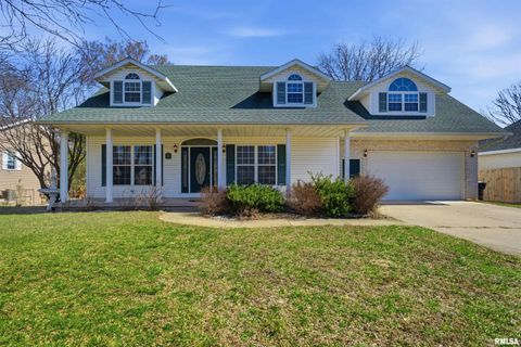 Homes For Sale - 315 Oakbrook Drive<br/> Tazewell County, East Peoria, IL 61611