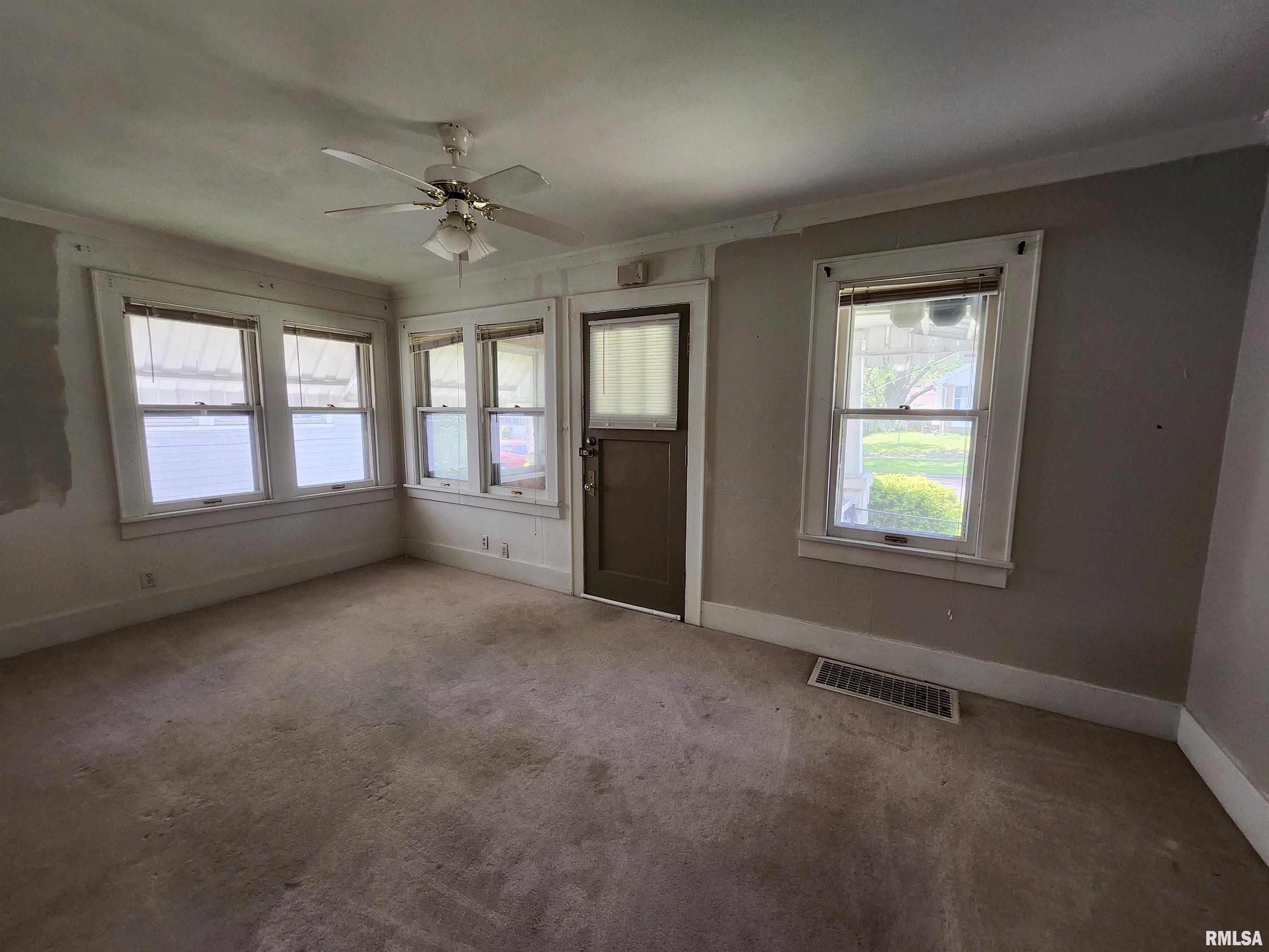 2704 Missouri Avenue, Peoria, Illinois image 21