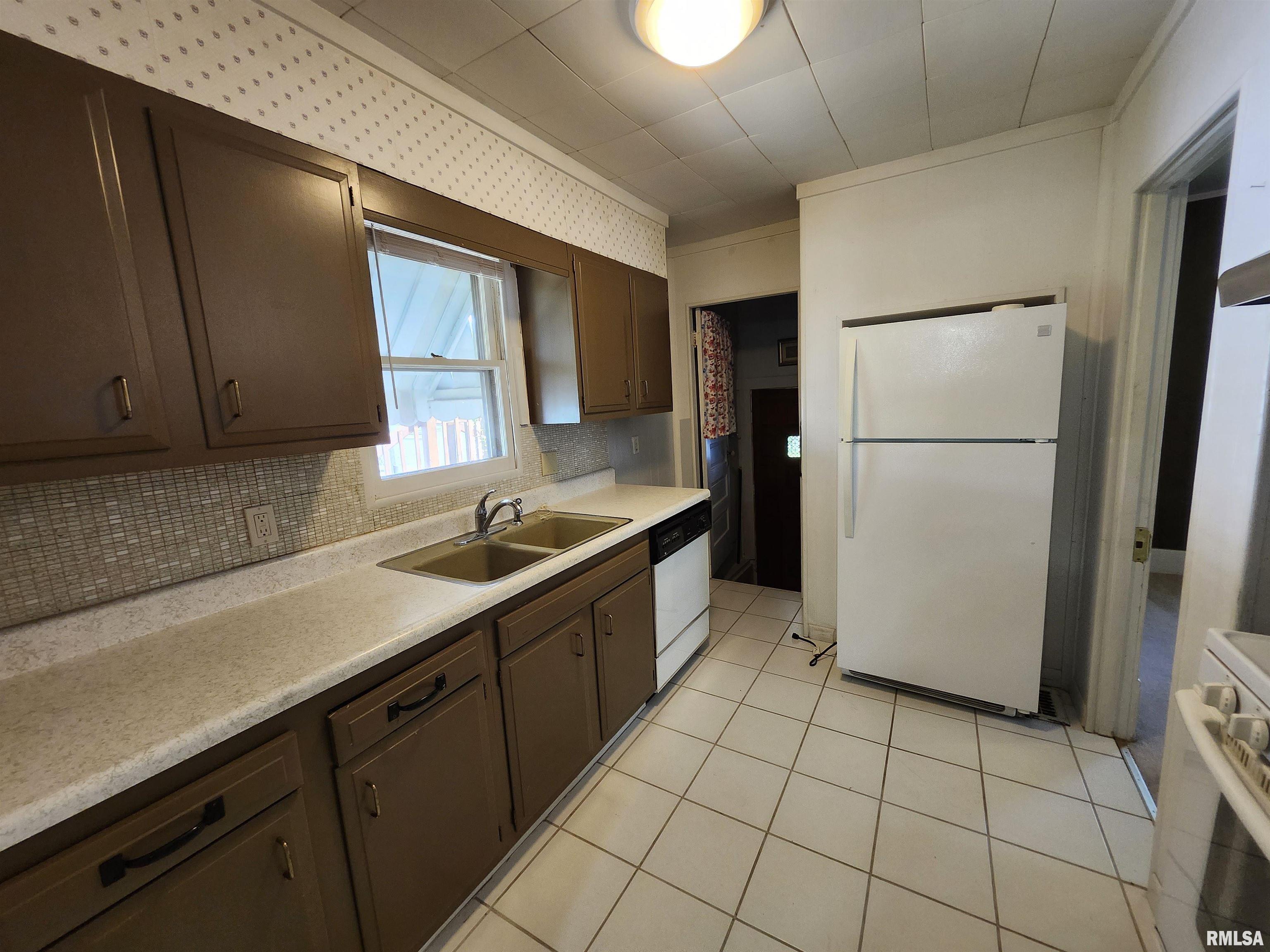 2704 Missouri Avenue, Peoria, Illinois image 33