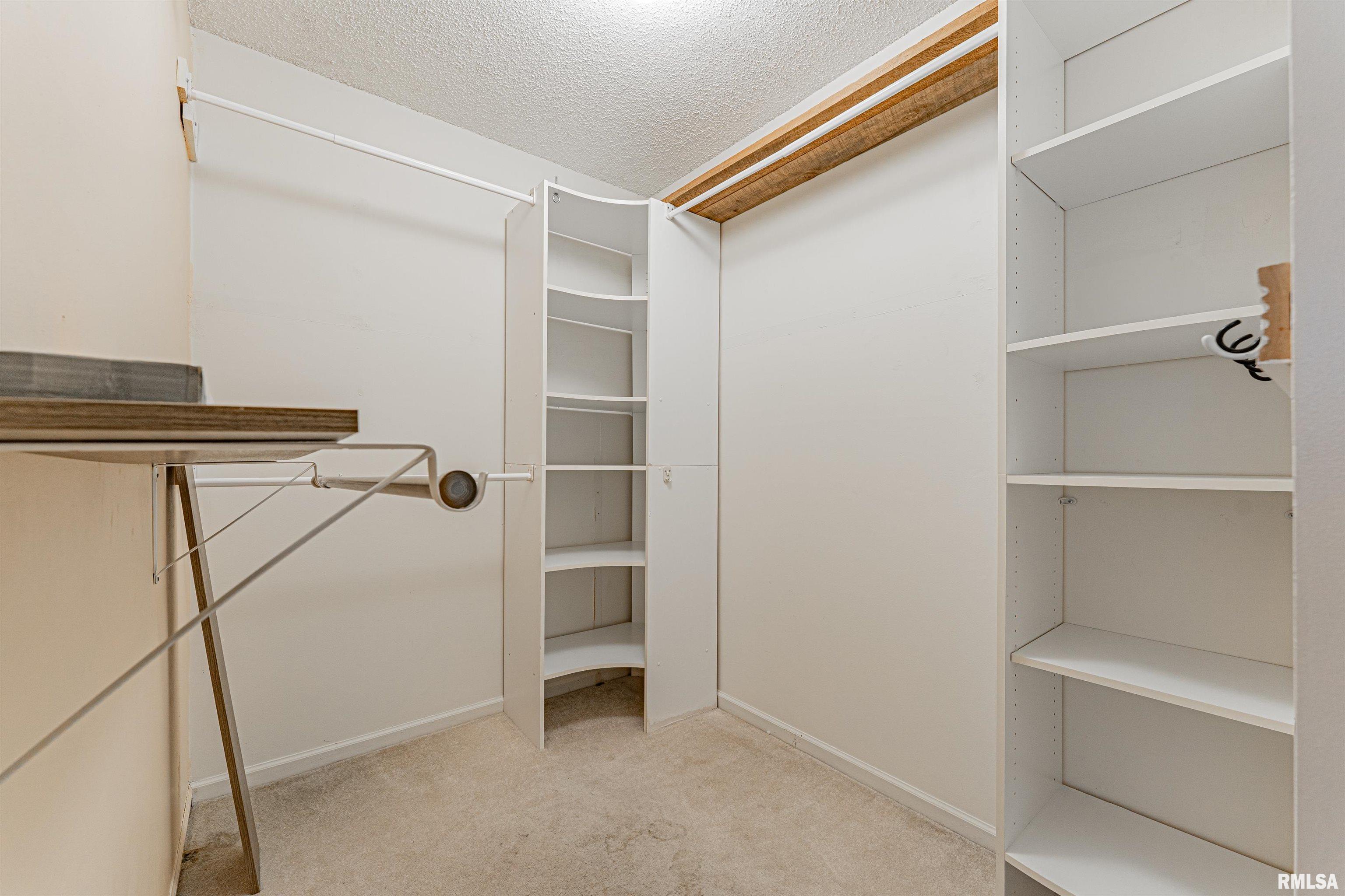 160 S Durkin Drive #8, Springfield, Illinois image 17
