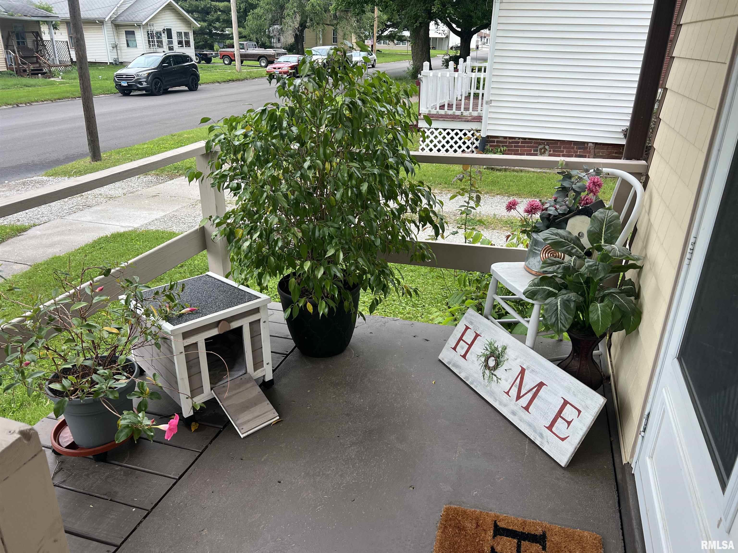 313 N Edwards Street, Macomb, Illinois image 2