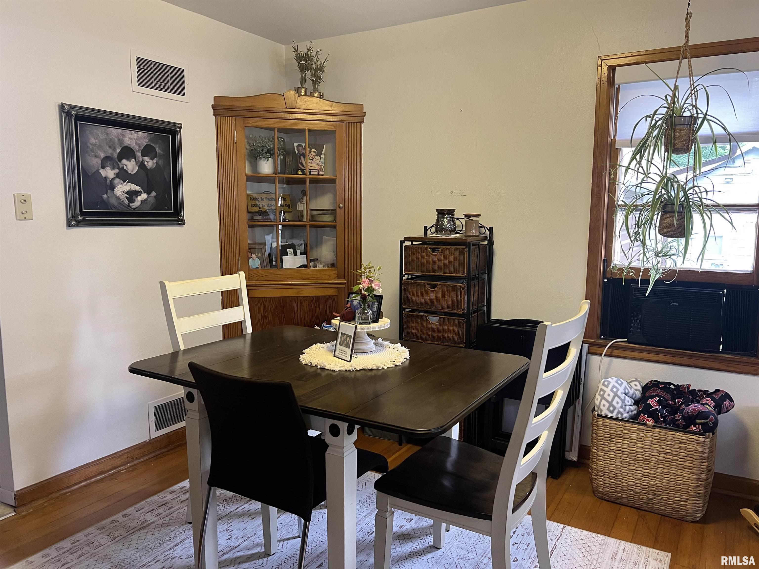 313 N Edwards Street, Macomb, Illinois image 12