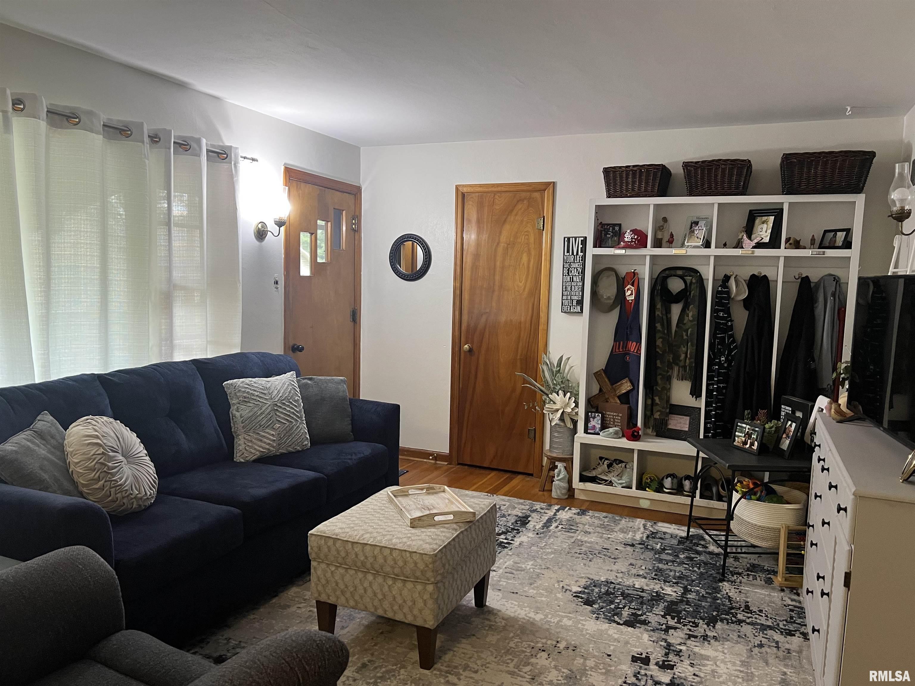 313 N Edwards Street, Macomb, Illinois image 6