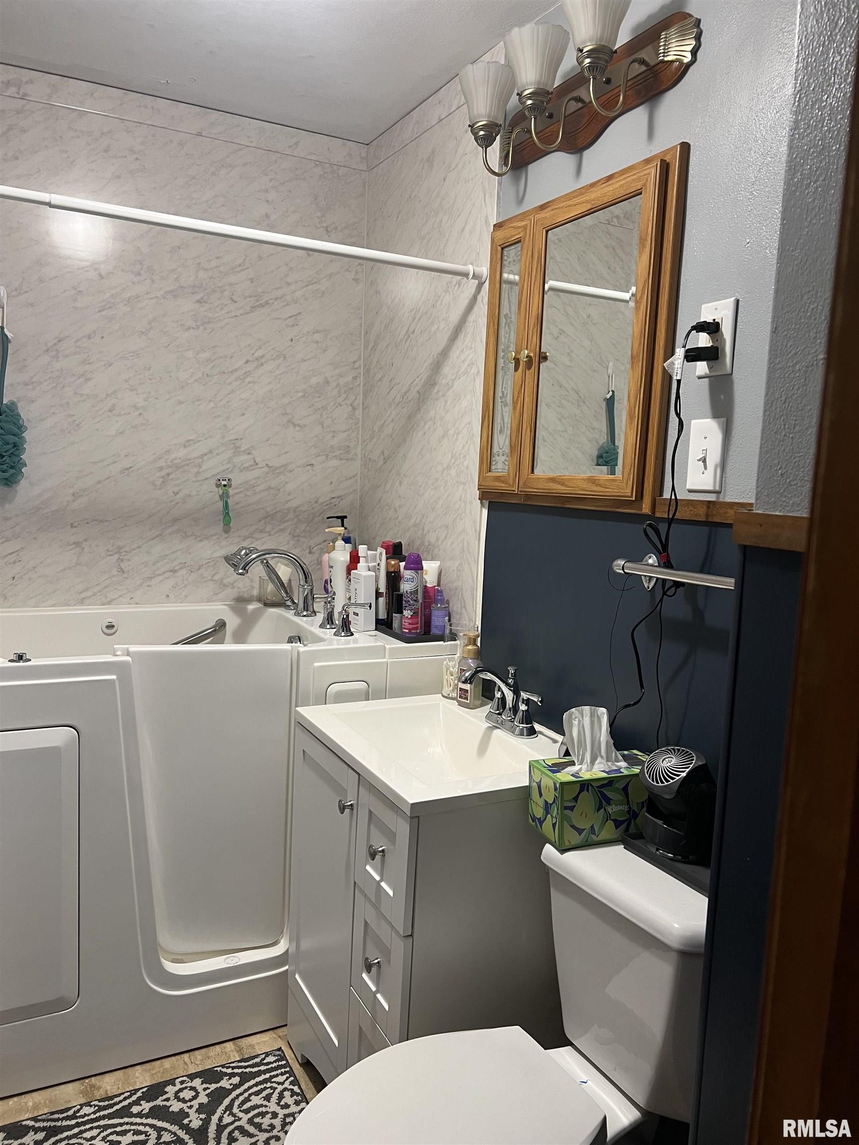 313 N Edwards Street, Macomb, Illinois image 21