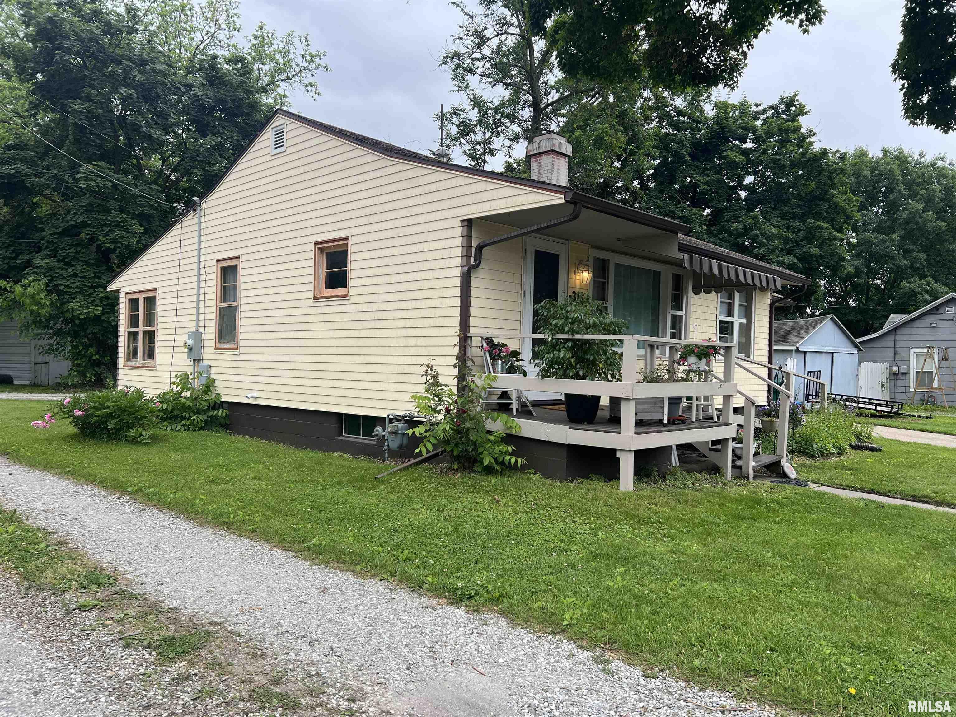 313 N Edwards Street, Macomb, Illinois image 5