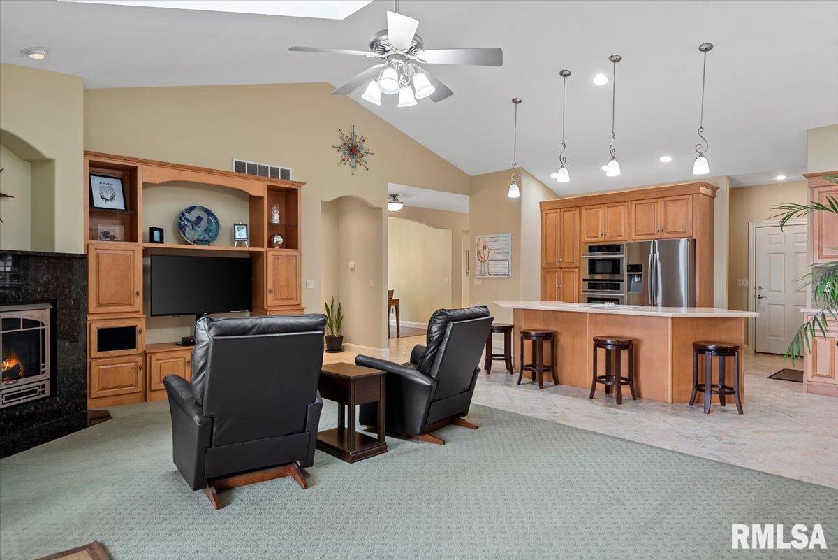 4306 Castle Pines Drive, Springfield, Illinois image 13