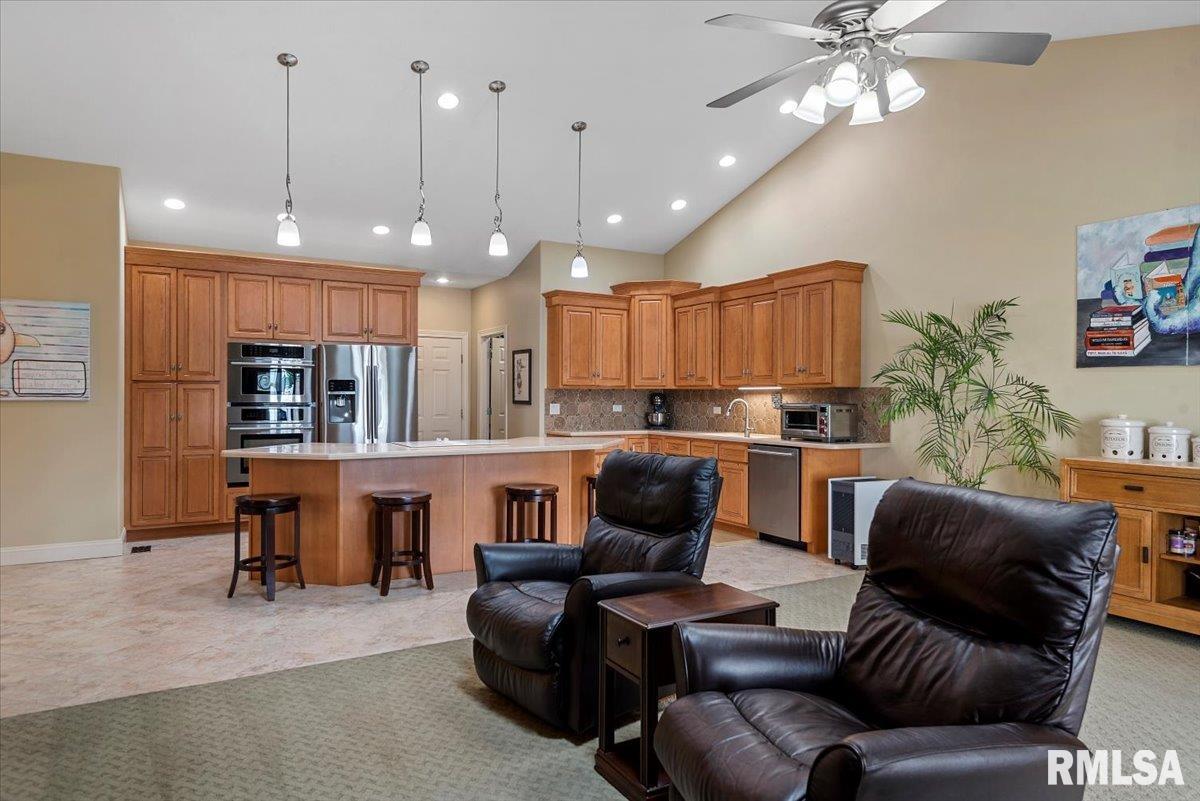 4306 Castle Pines Drive, Springfield, Illinois image 12