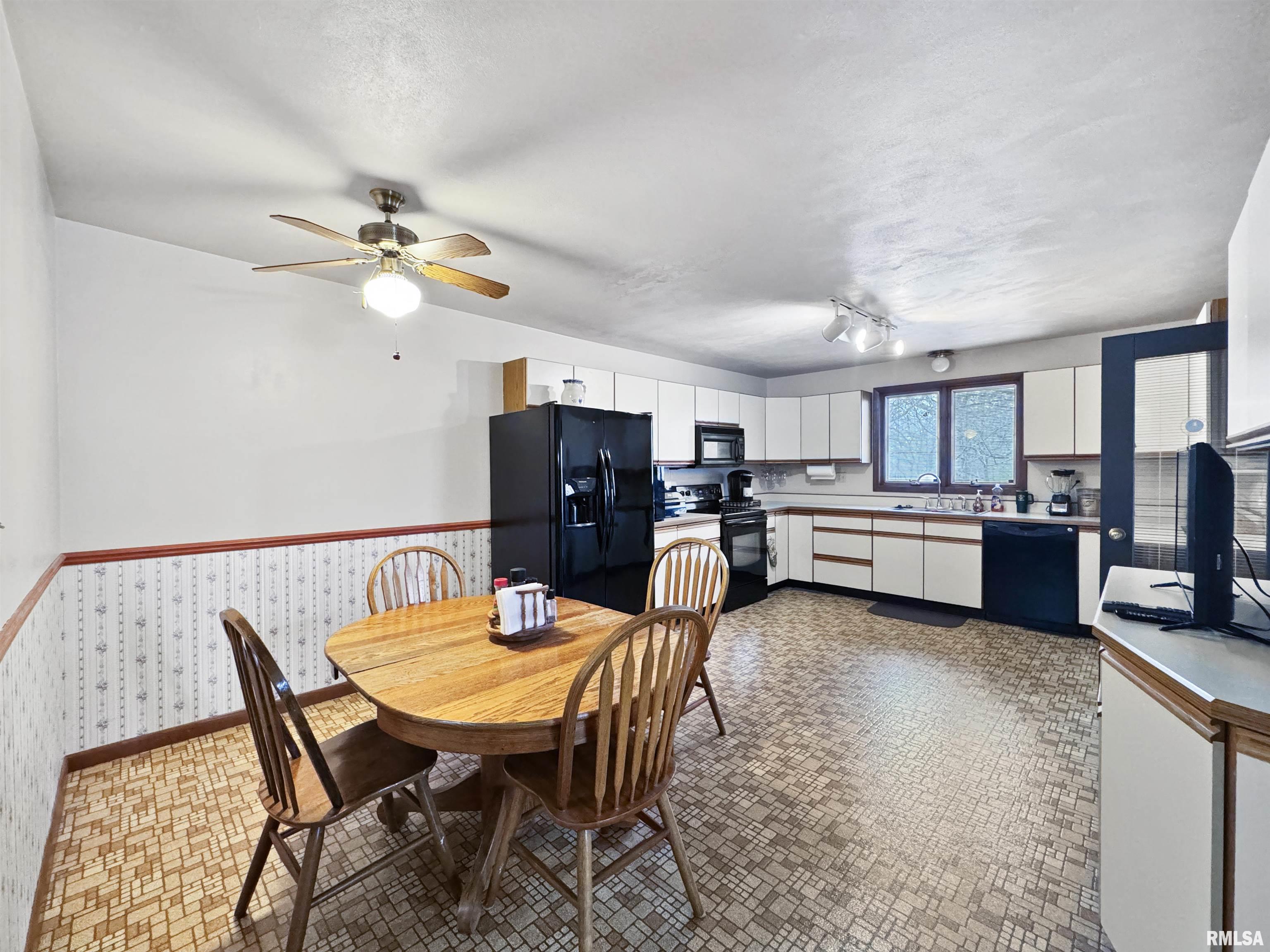 4619 W Carol Court, Bartonville, Illinois image 15