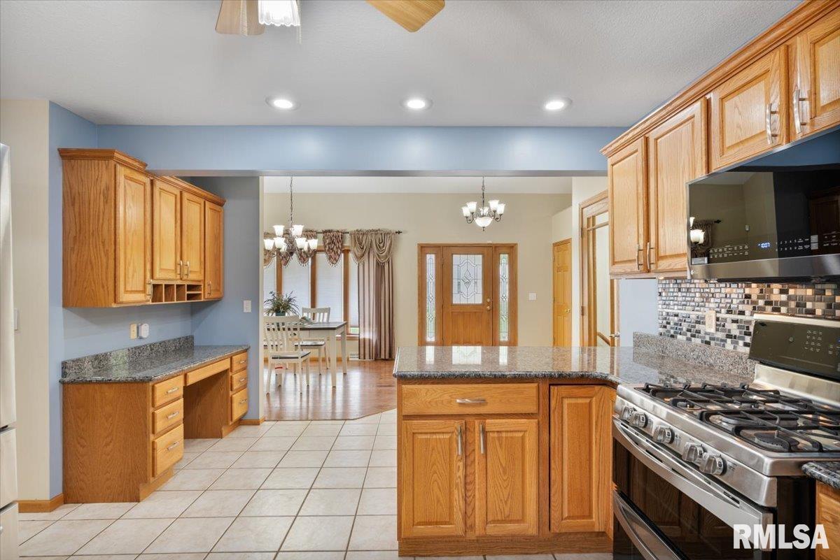 859 45th Avenue, East Moline, Illinois image 18