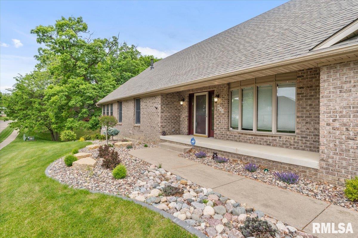 859 45th Avenue, East Moline, Illinois image 6
