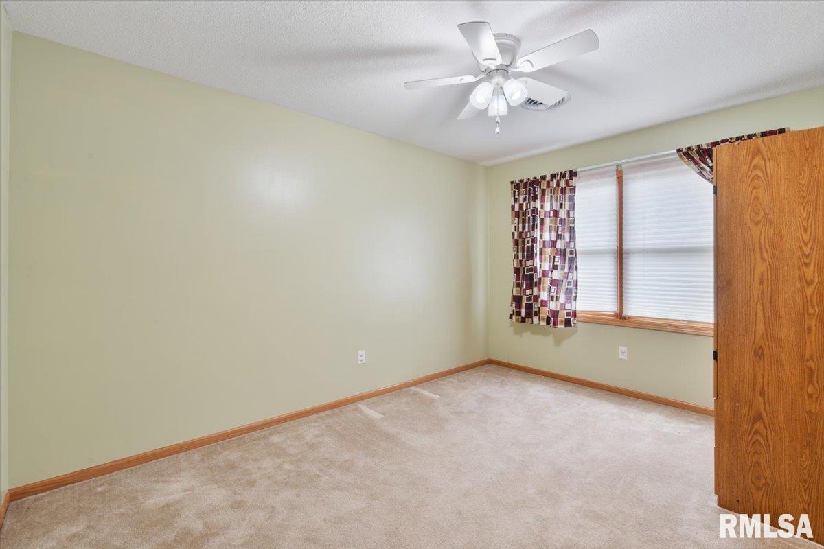 859 45th Avenue, East Moline, Illinois image 42