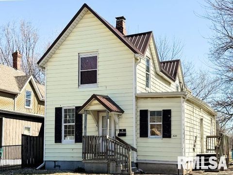 Homes For Sale - 820 N 8th Street<br/> Sangamon County, Springfield, IL 62702