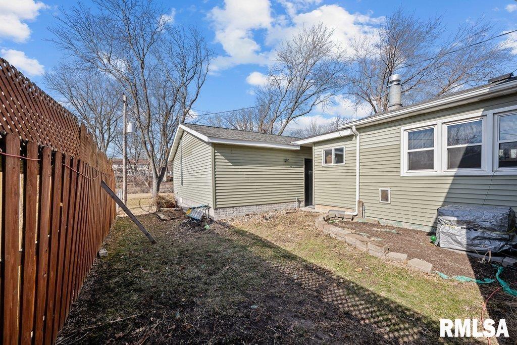 3406 N Pine Street, Davenport, Iowa image 27