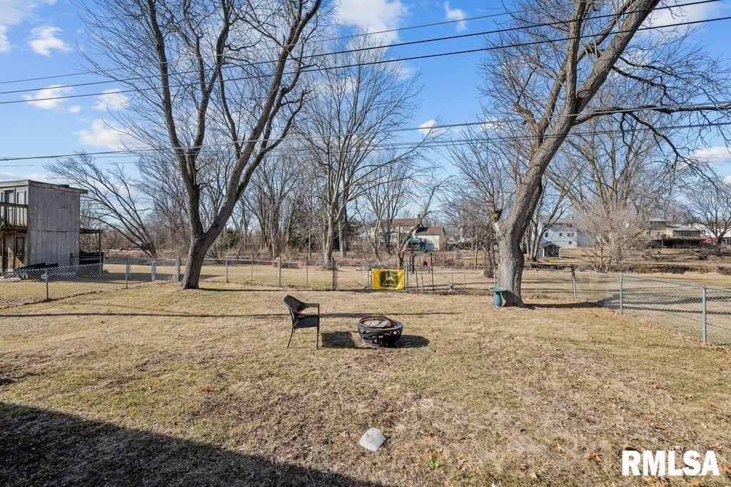 3406 N Pine Street, Davenport, Iowa image 30