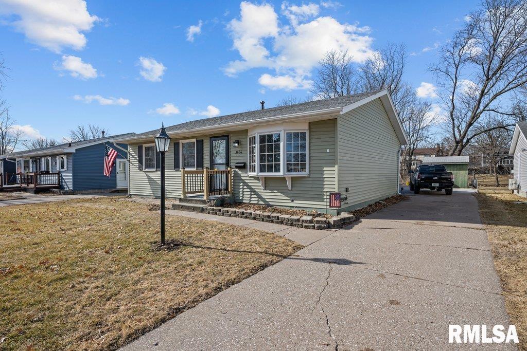 3406 N Pine Street, Davenport, Iowa image 2