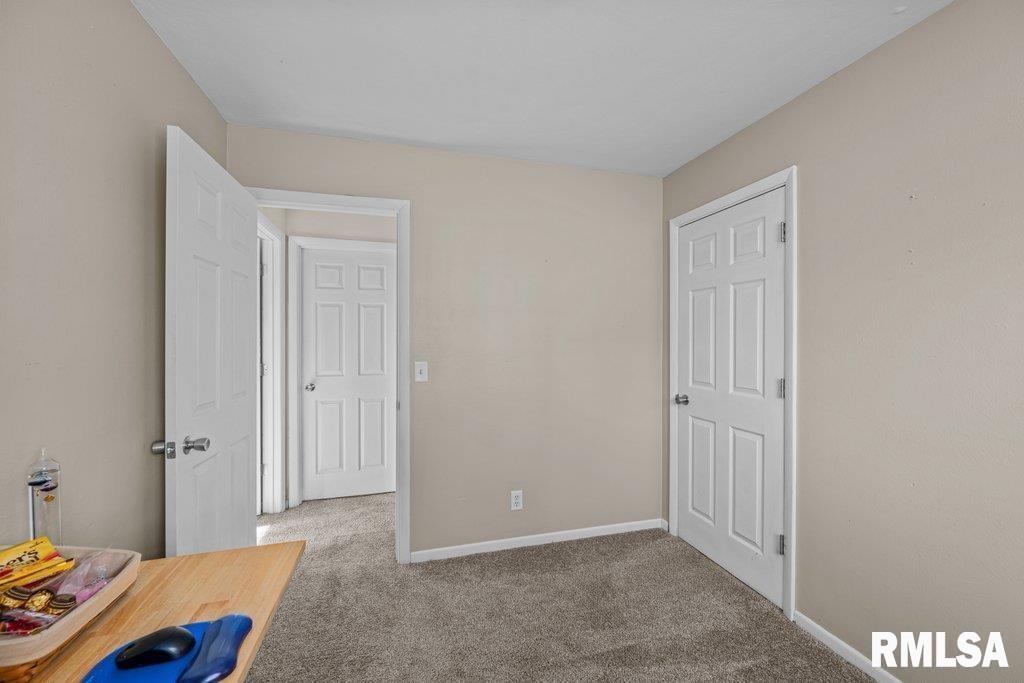 3406 N Pine Street, Davenport, Iowa image 14