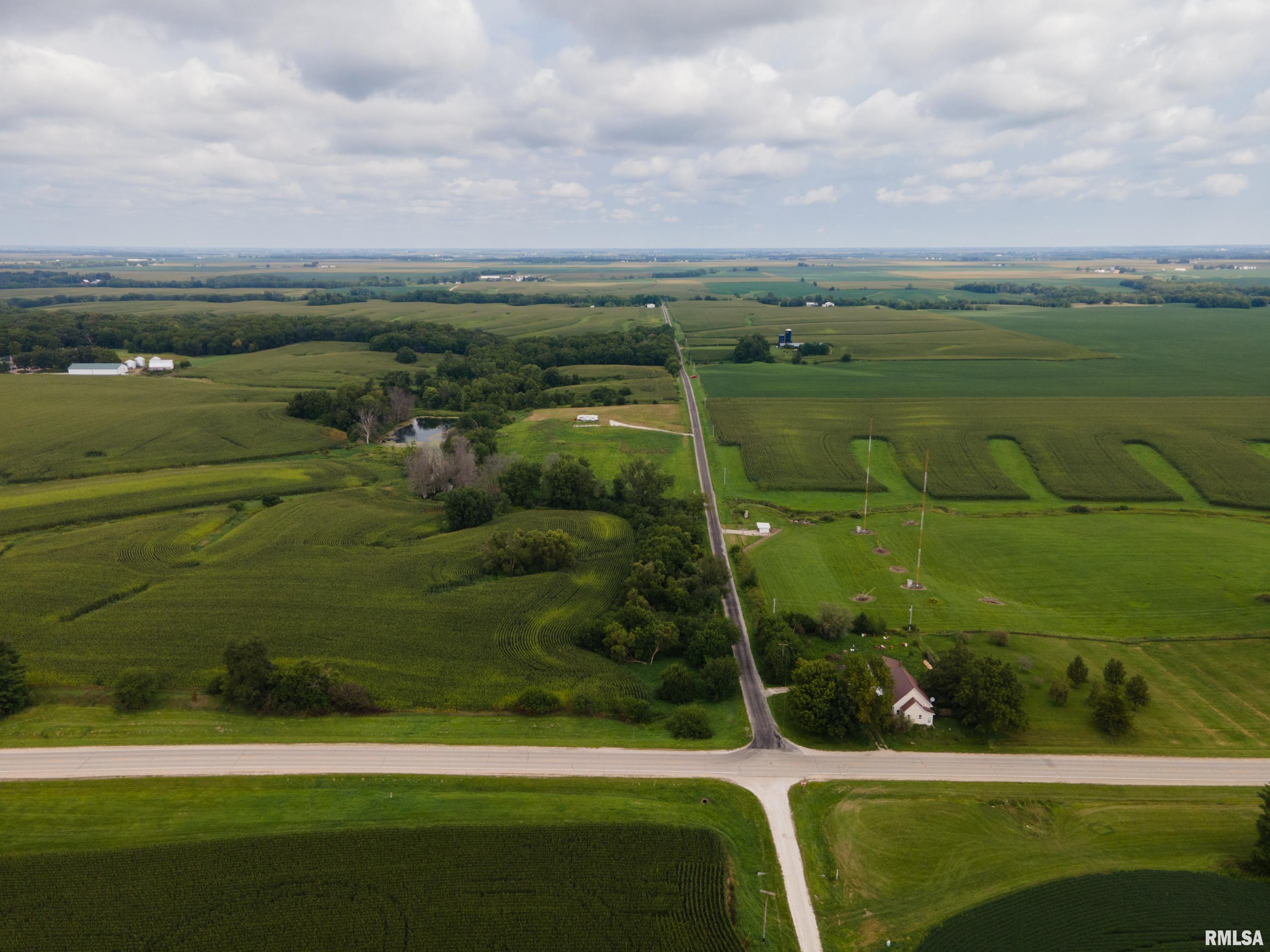 2122 110th Street, Monmouth, Illinois image 1