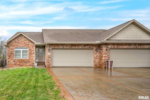 Homes For Sale - 638 Mickel Parkway<br/> Tazewell County, Washington, IL 61571