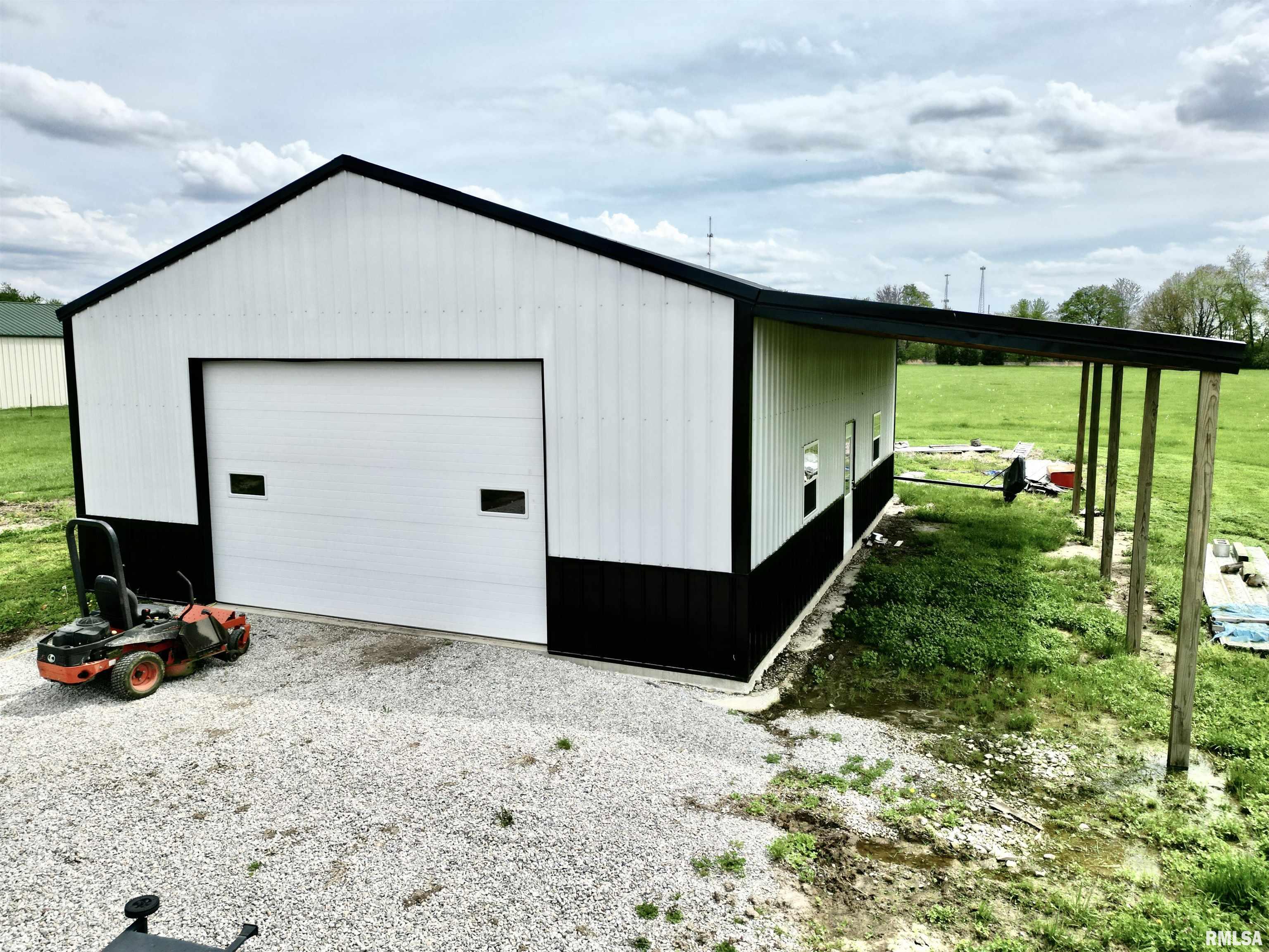 800 W Wall Street, Mulberry Grove, Illinois image 5