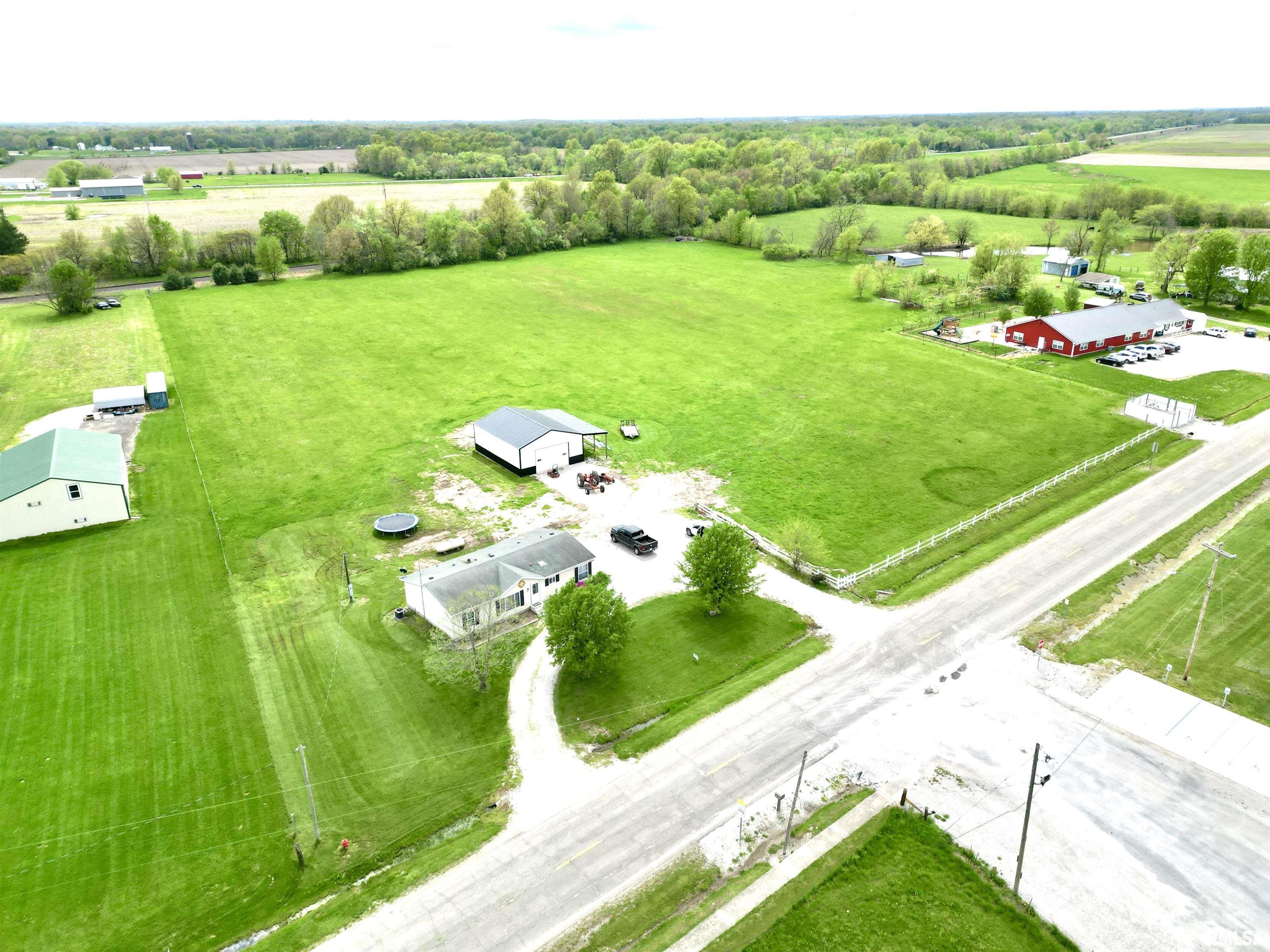 800 W Wall Street, Mulberry Grove, Illinois image 7