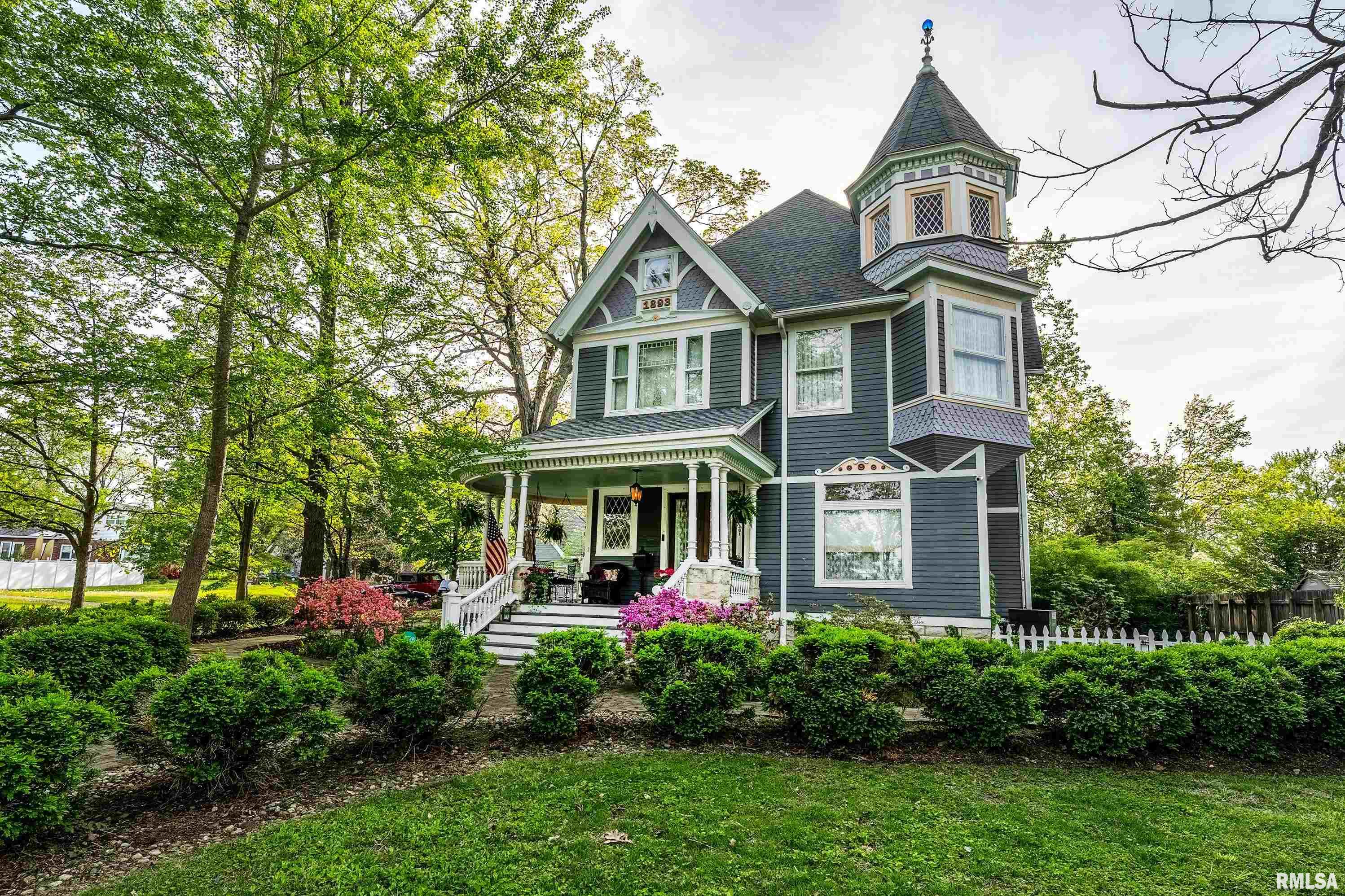 301 W High Street, Anna, Illinois image 1