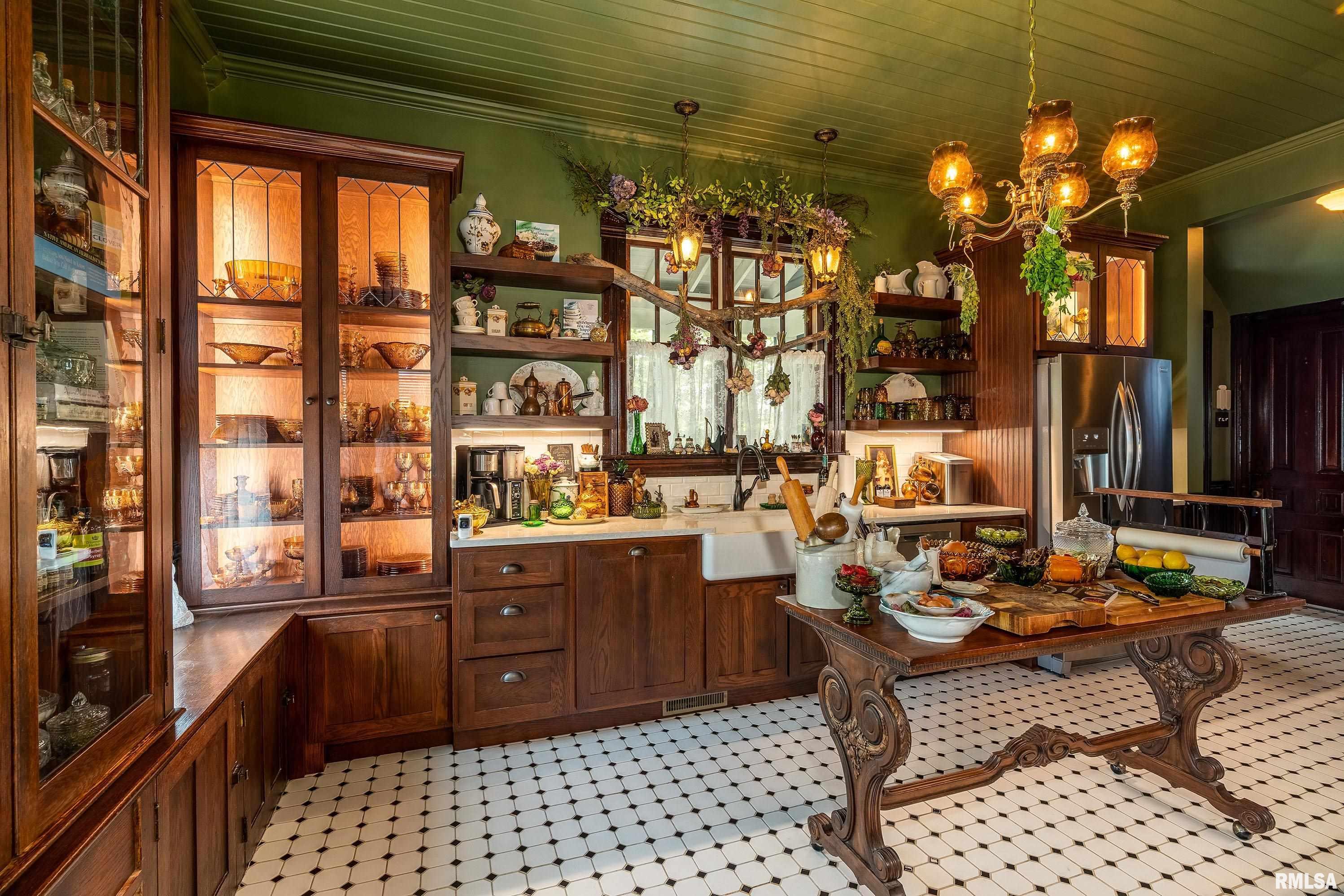 301 W High Street, Anna, Illinois image 16