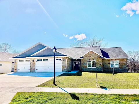 Homes For Sale - 107 Samuel Court<br/> Tazewell County, Washington, IL 61571