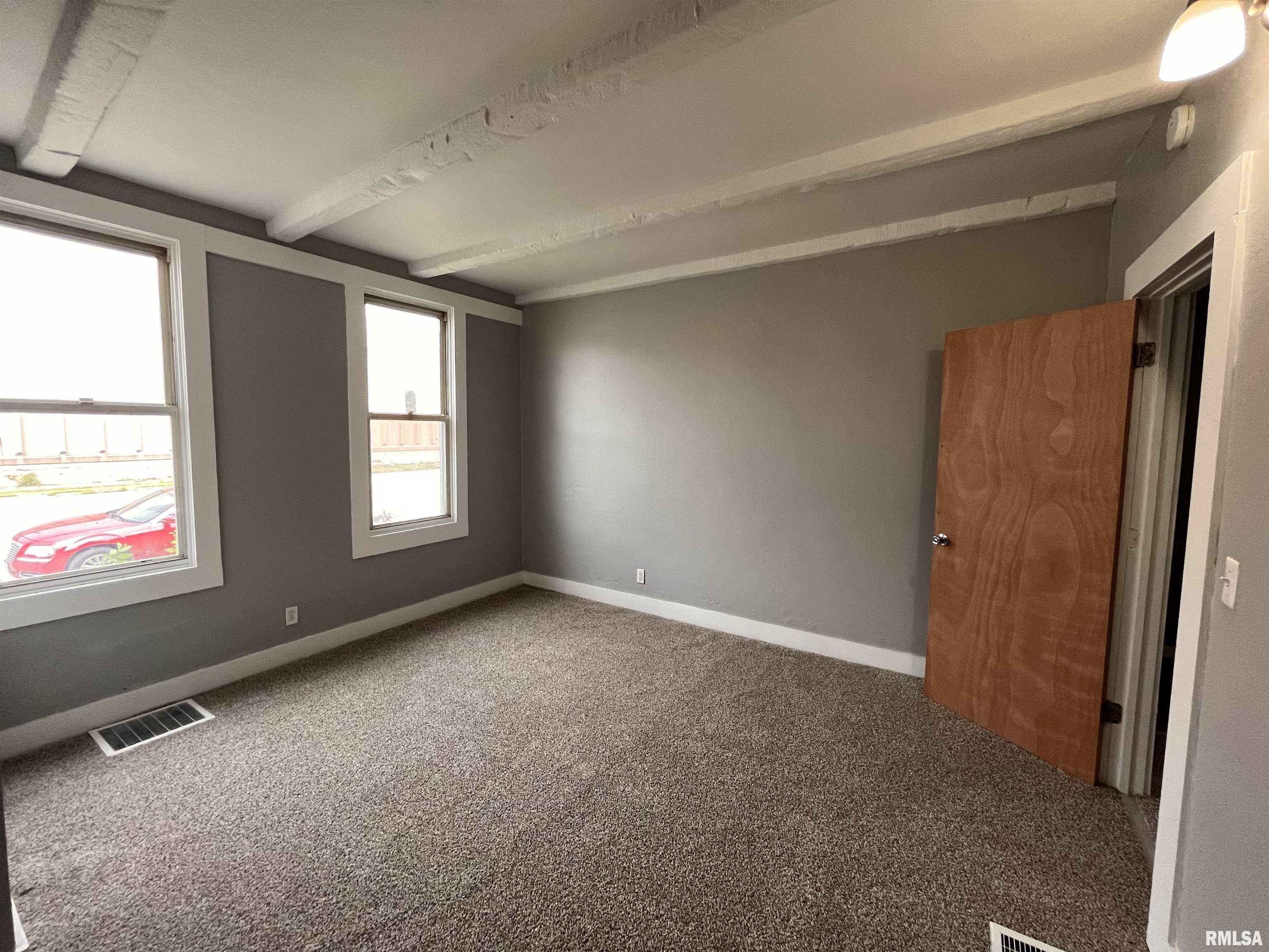 1627 W 4th Street, Davenport, Iowa image 4