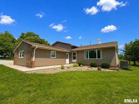 Homes For Sale - 2313 Maple Avenue<br/> Mcdonough County, Macomb, IL 61455